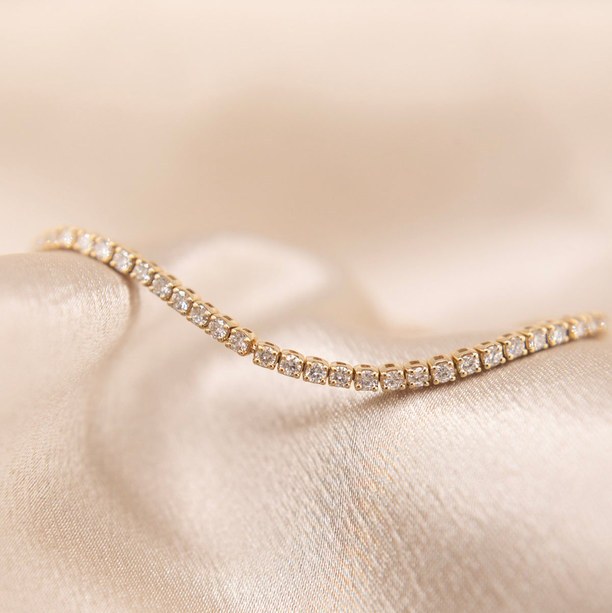 14k yellow gold diamond tennis bracelet tcw 2.0 | 7"