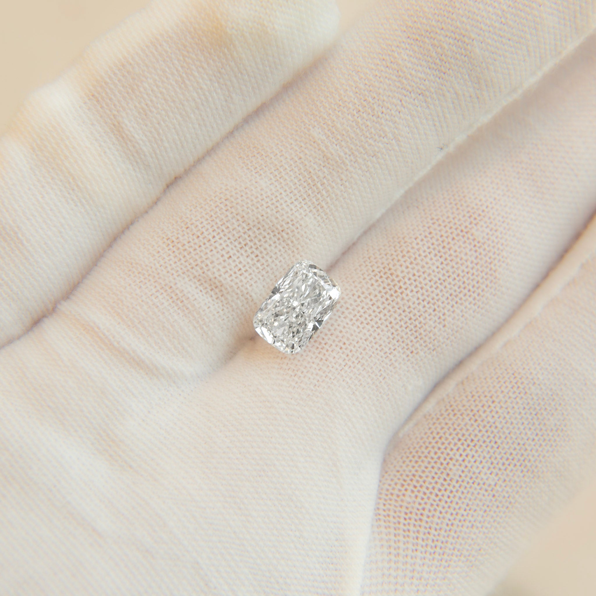 2.5ct Cushion Lab Diamond