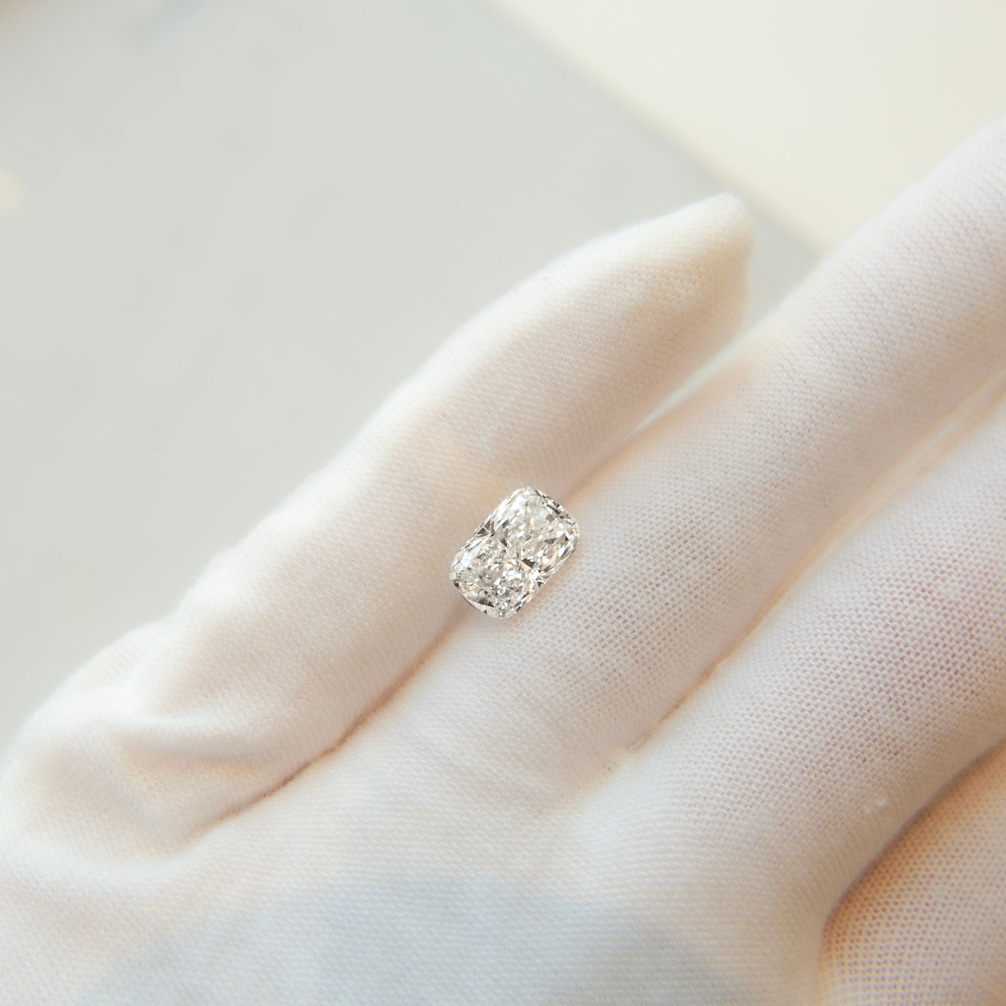 3.1ct Cushion Lab Diamond