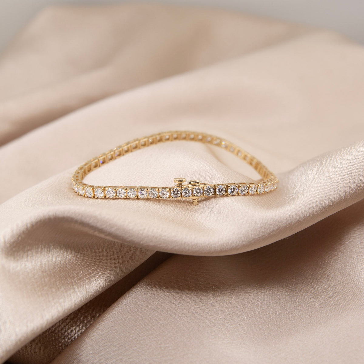 14k yellow gold diamond tennis bracelet tcw 5.13 | 7"