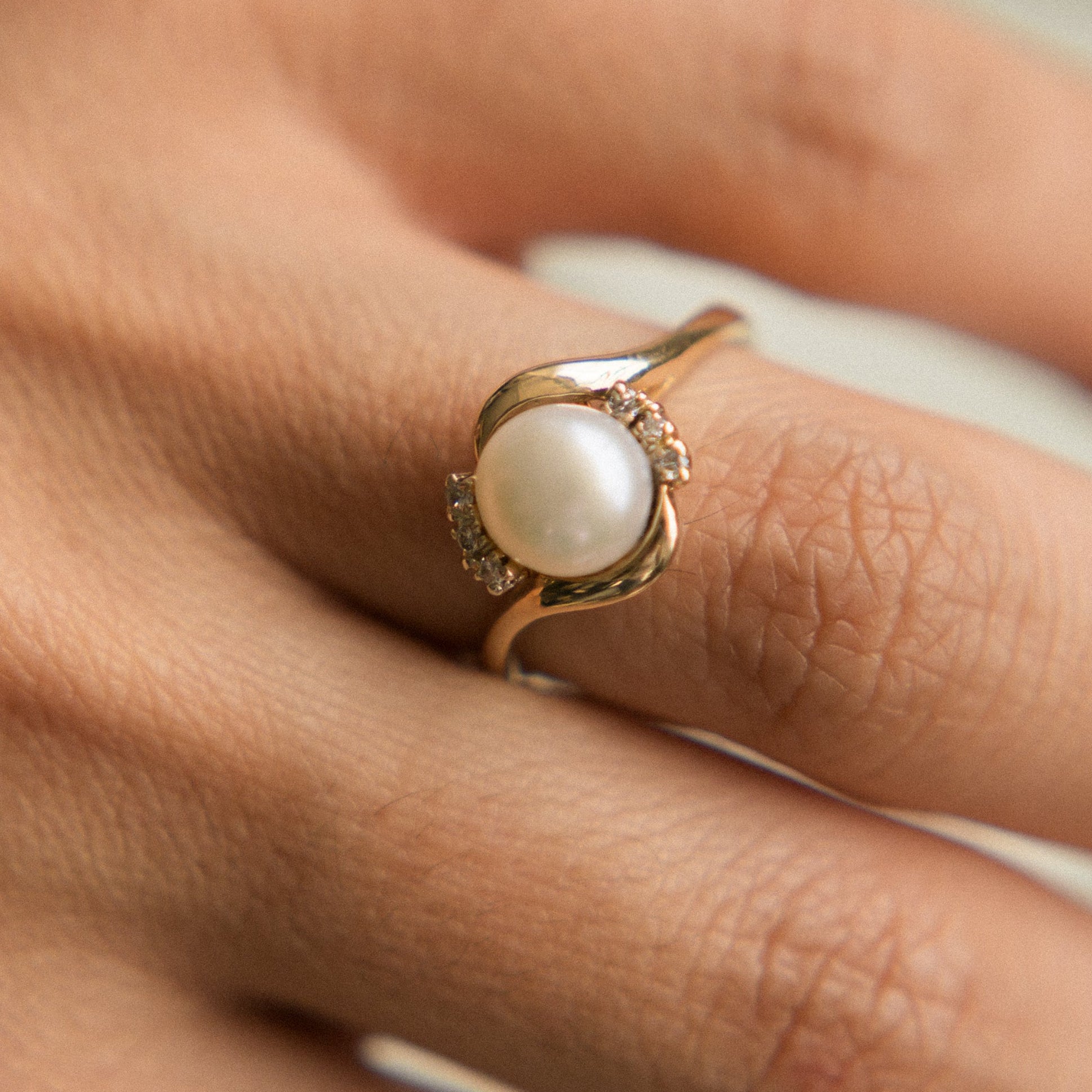 14k Pearl + Diamond Bypass | sz 6.25