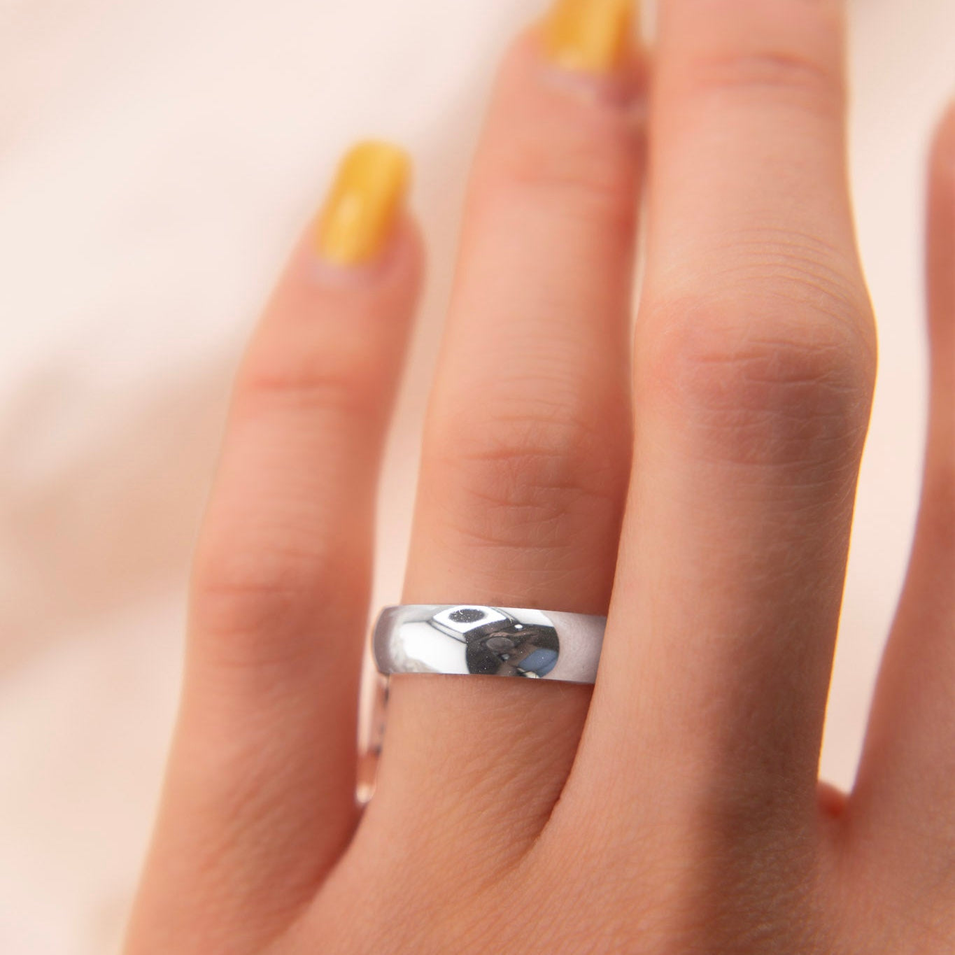 10k White Gold 5mm Band | sz 5.5