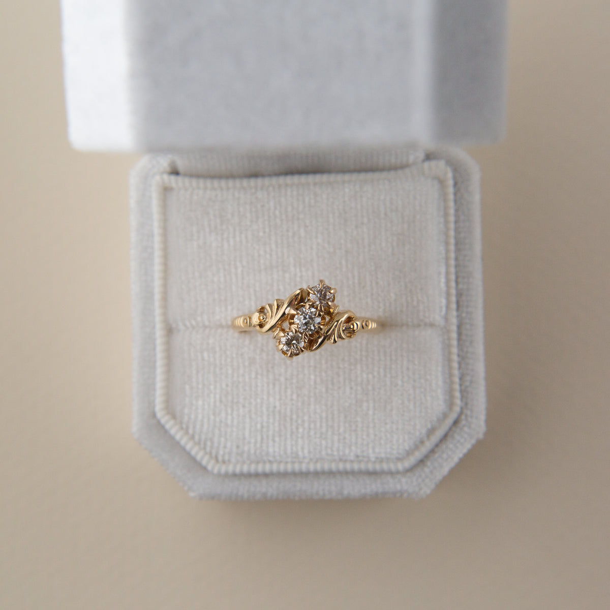 Three stone diamond ring | sz 7.75