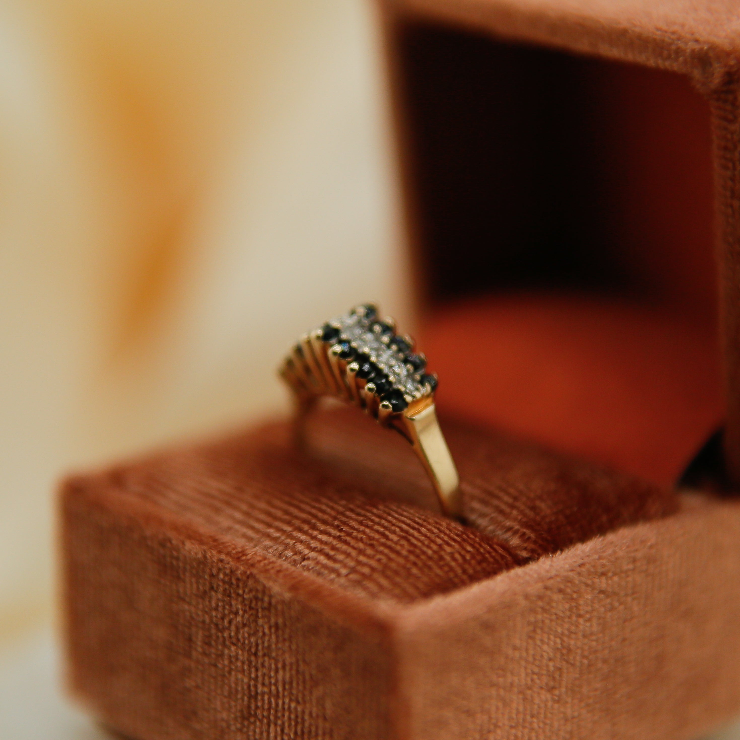 70's 10k Three Row Diamond + Blue Stone | sz 7.75