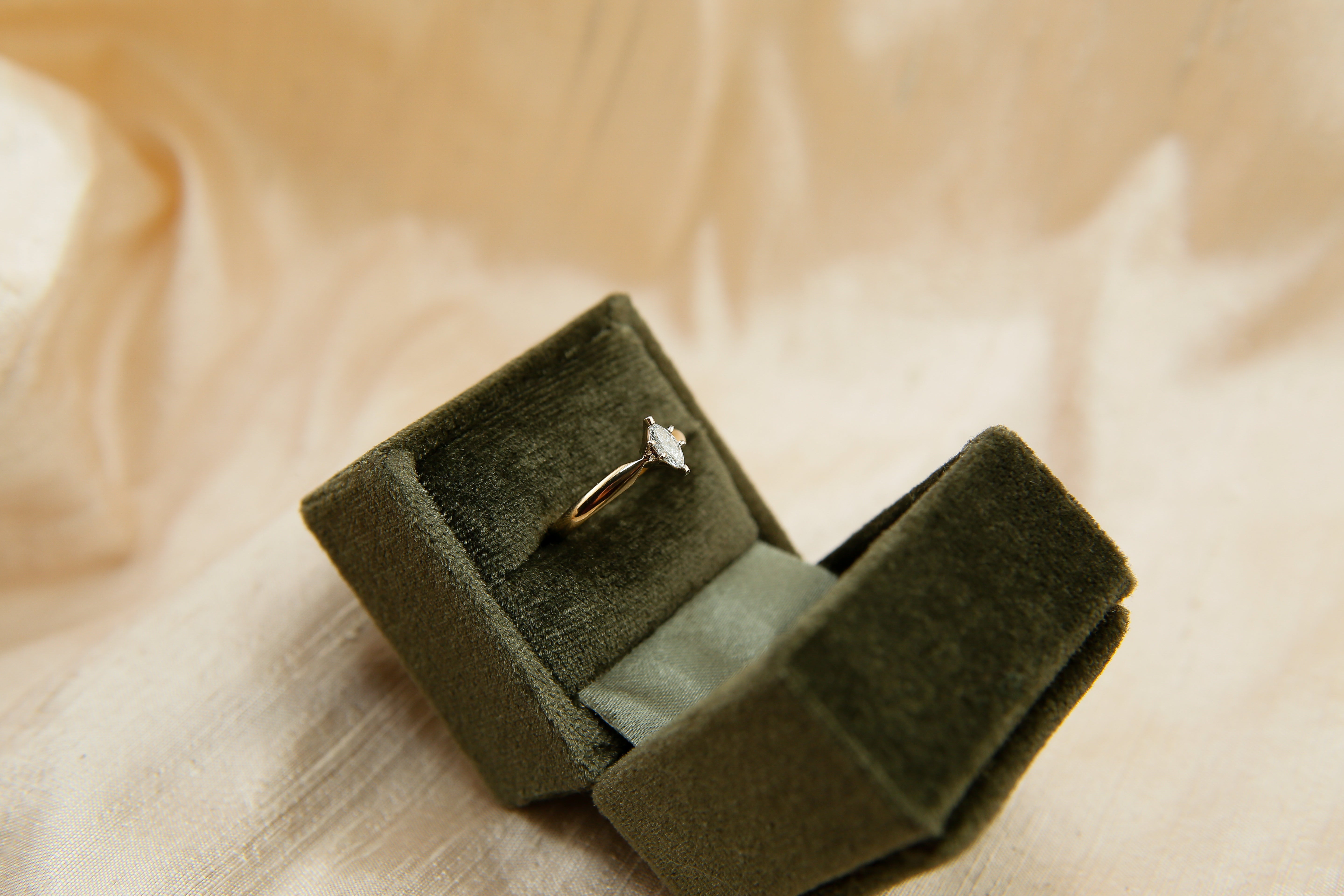 Timeless 14k Vintage Marquise Solitaire Engagement Ring | sz 6.5