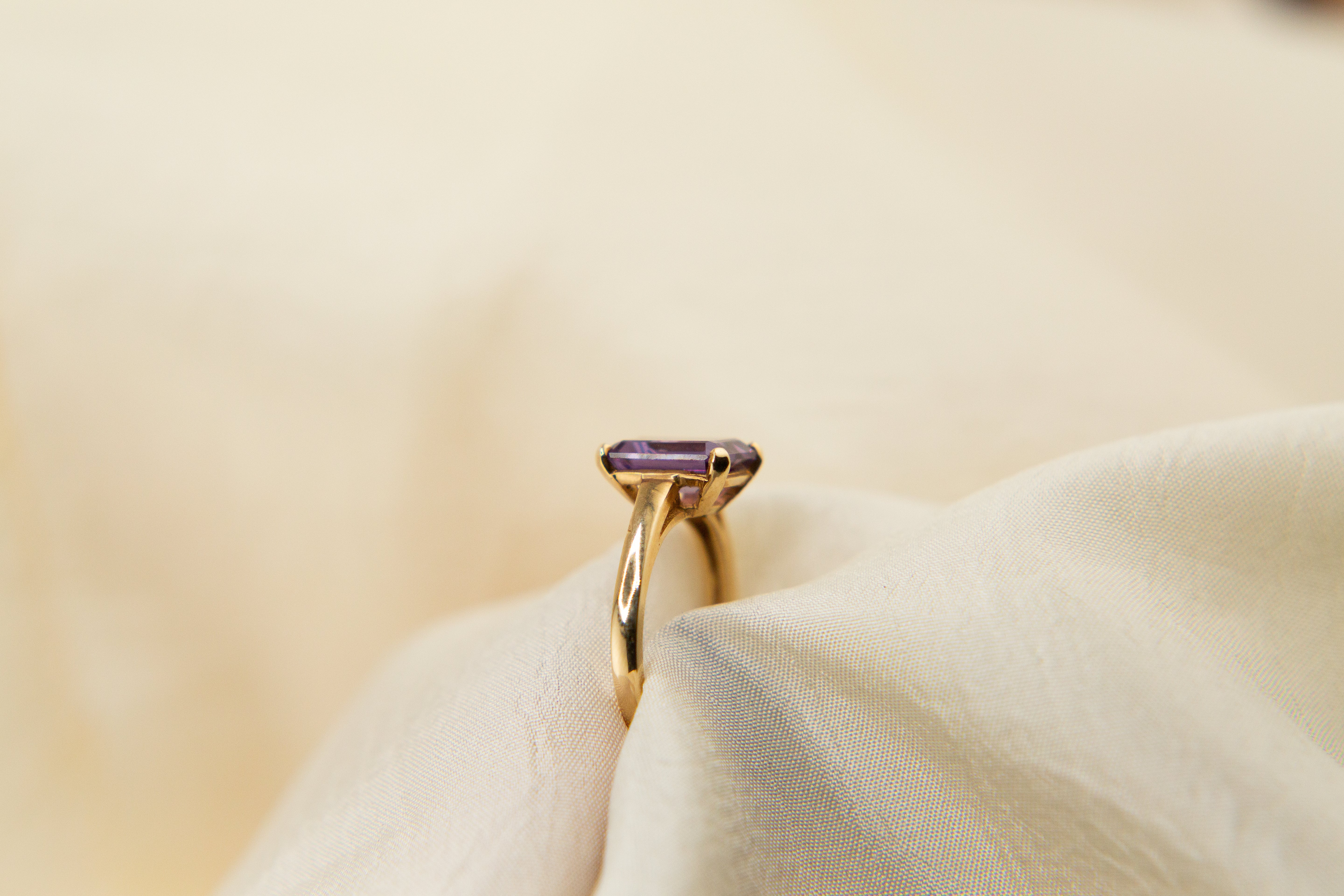 14k Emerald cut Alexandrite ring | sz 6