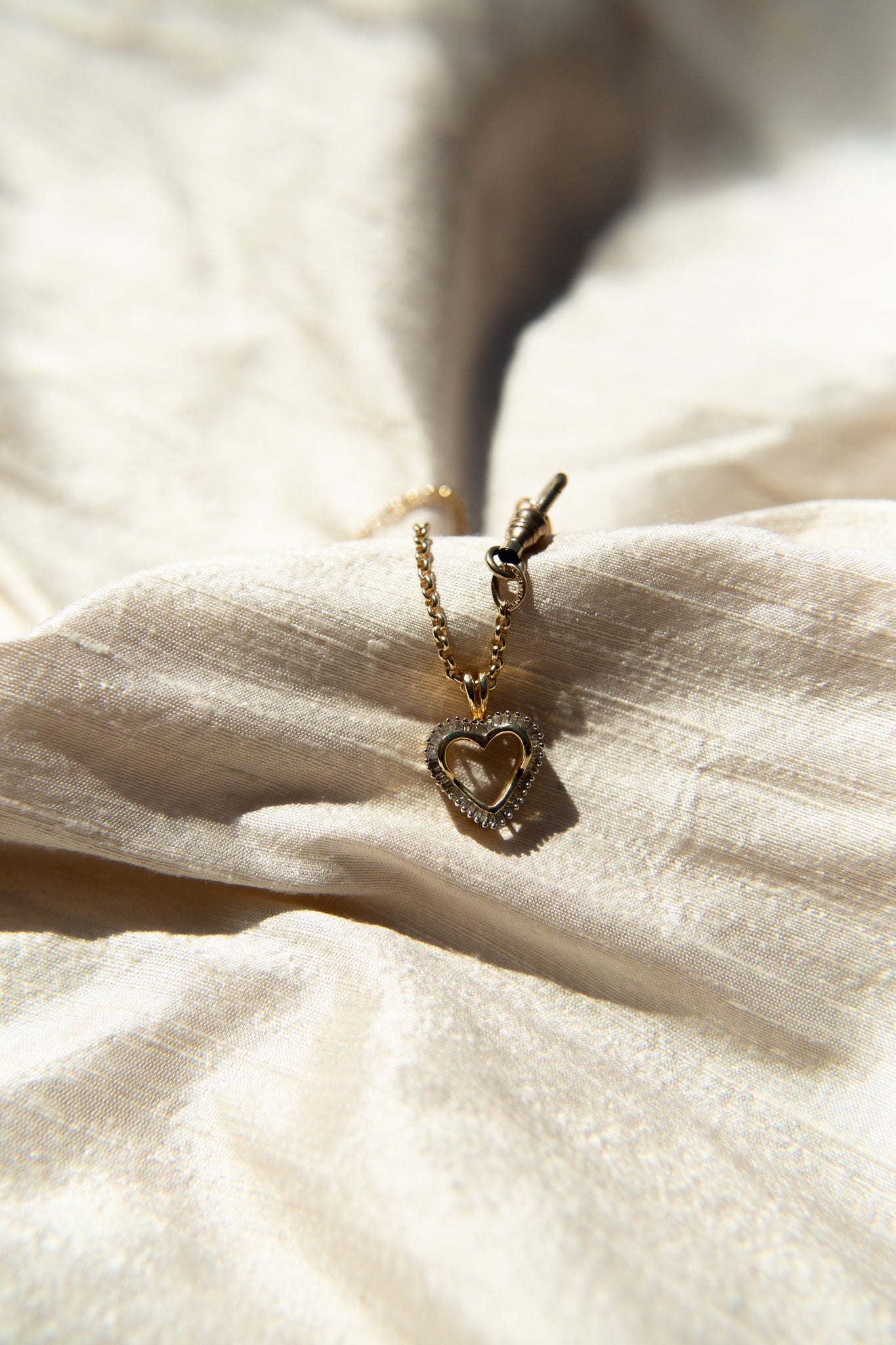 Vintage Chunky Statement Diamond Heart Choker | Necklace