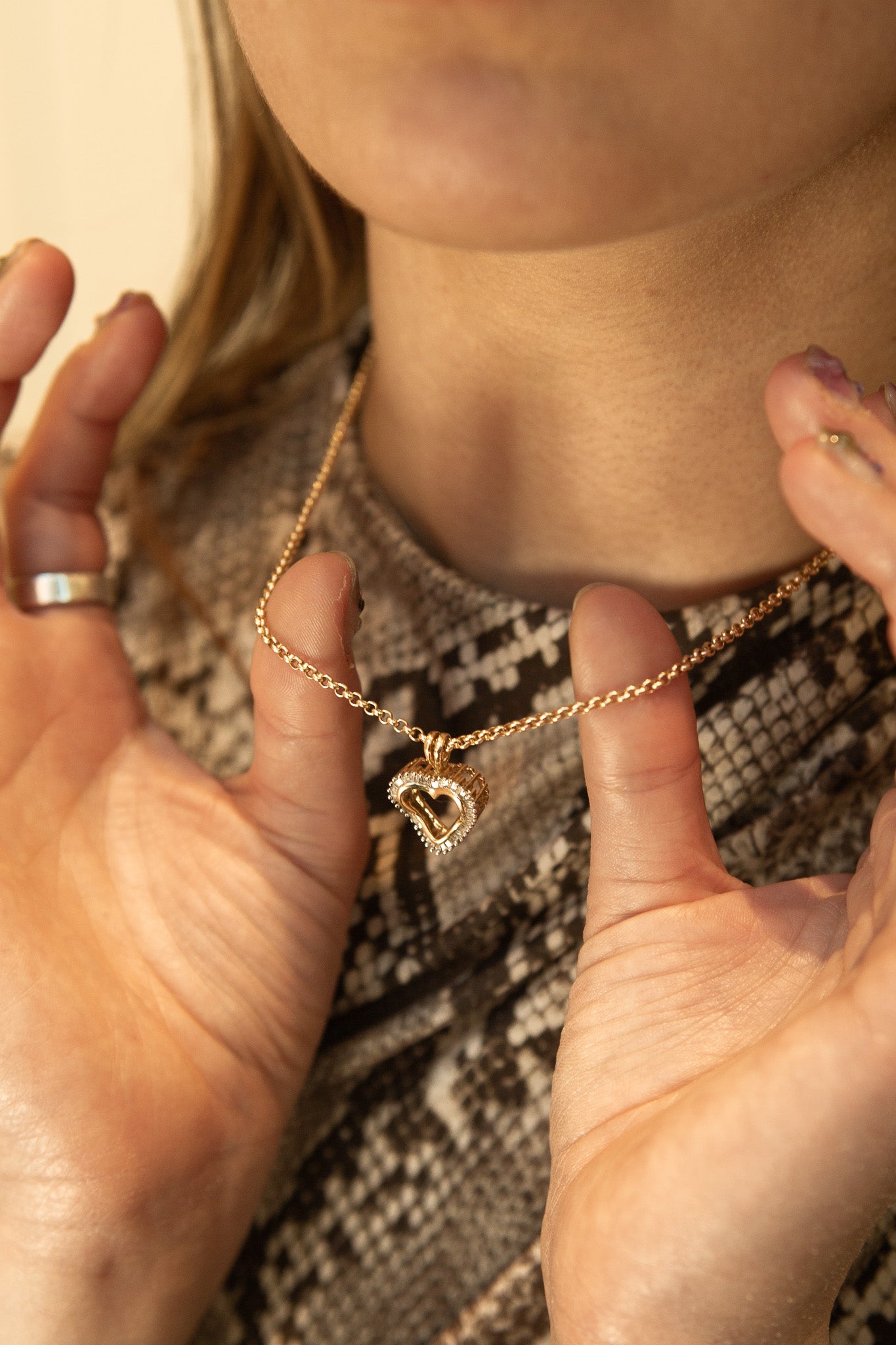 Vintage Chunky Statement Diamond Heart Choker | Necklace