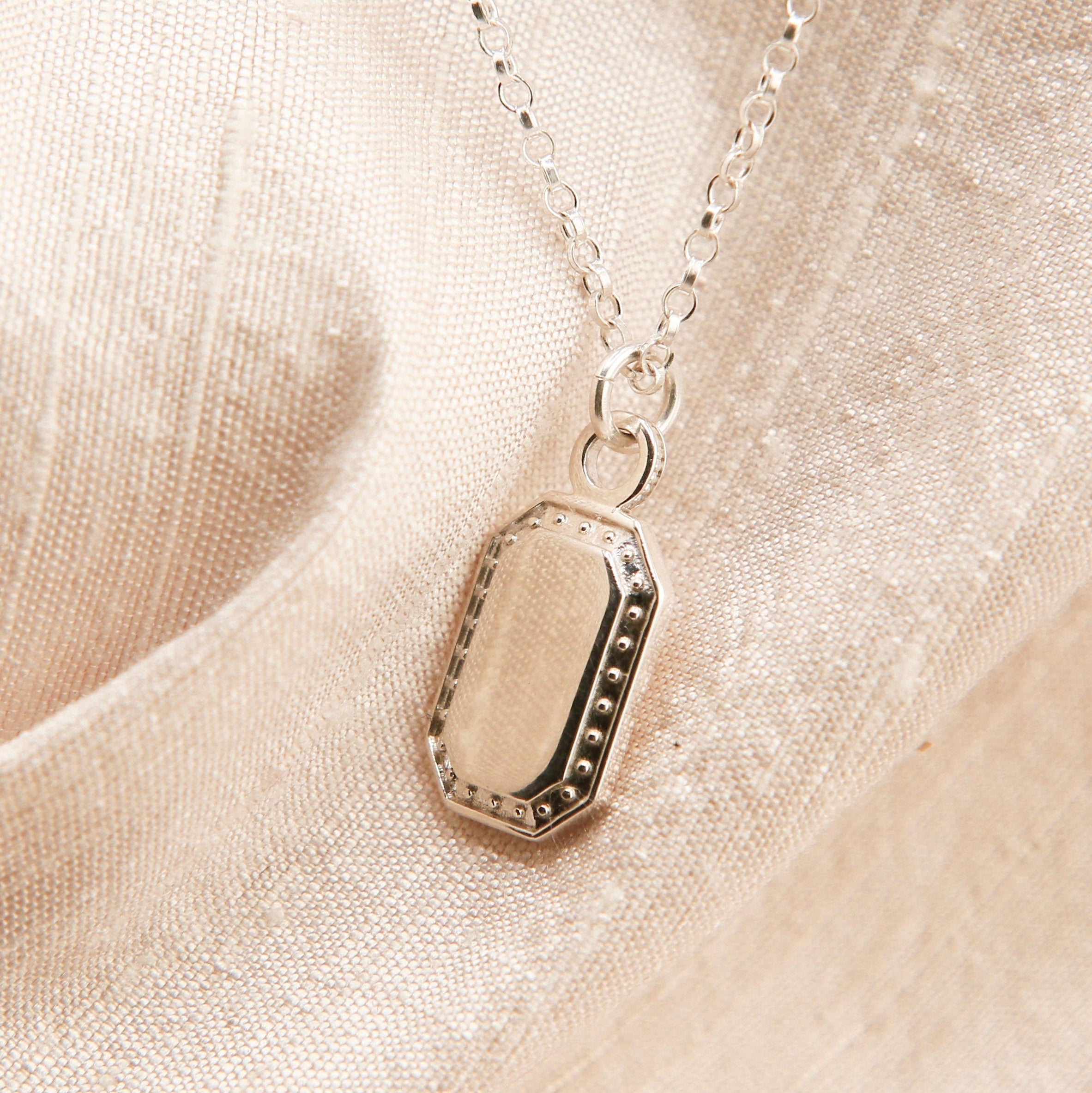 Reed 2.0 Silver | Engraveable Pendant