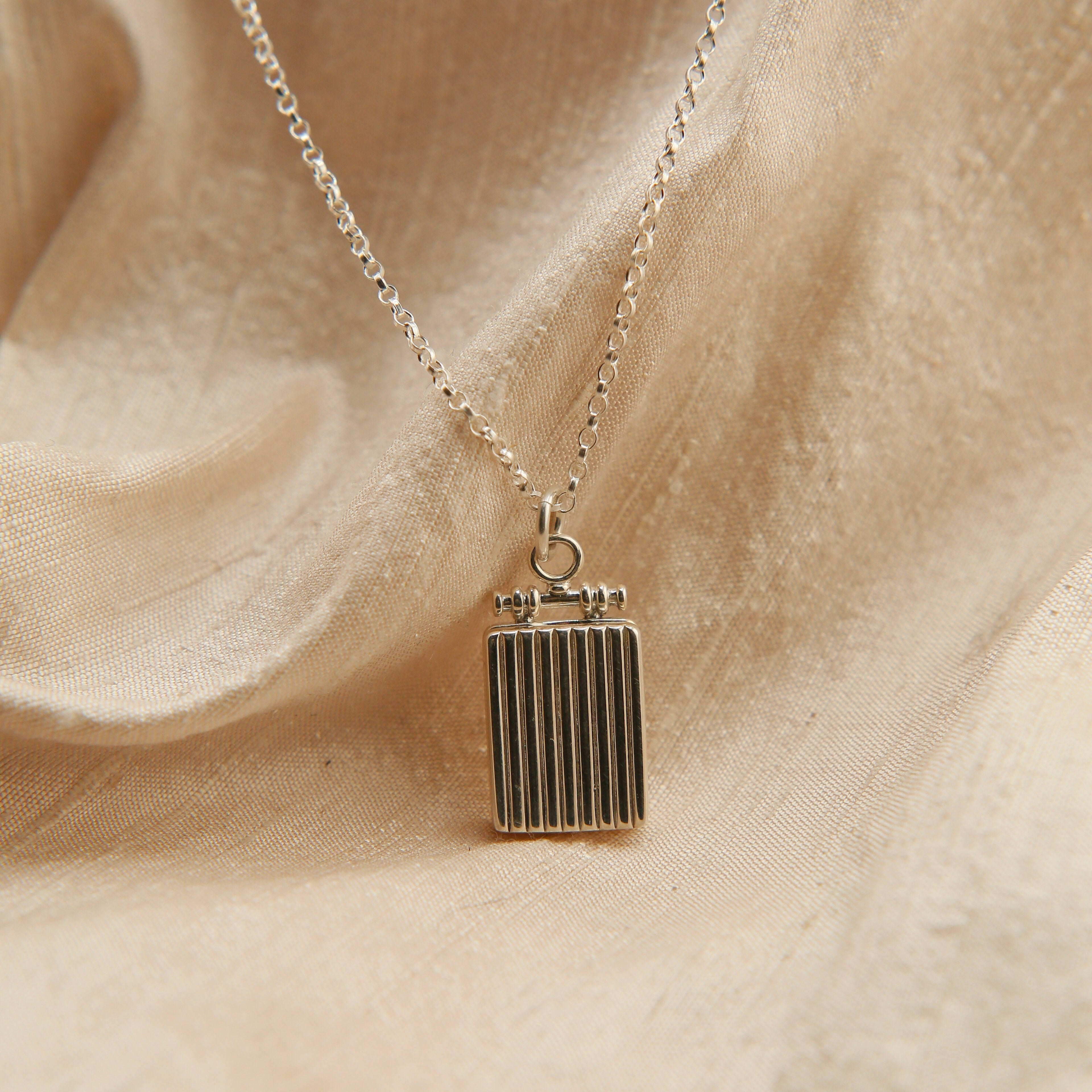 Lola Silver | Locket