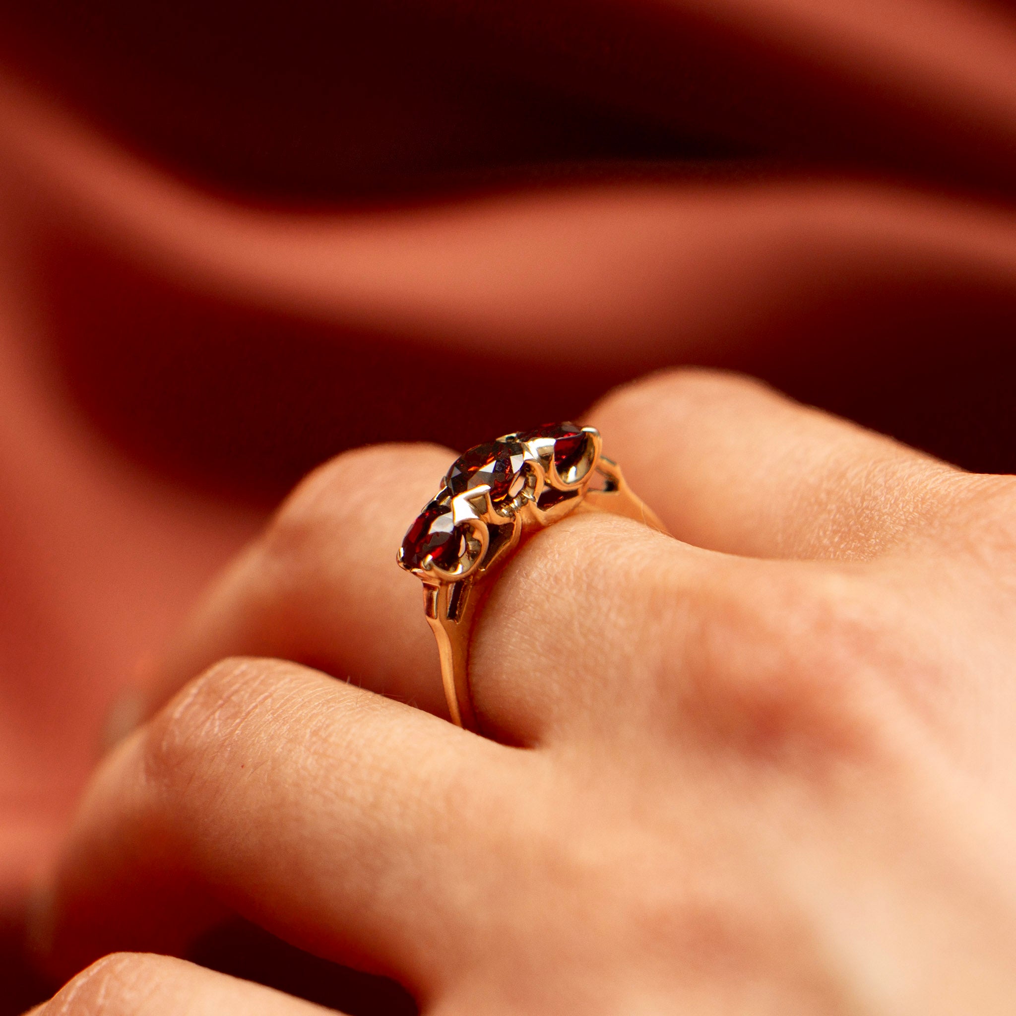 Antique Three Stone Garnet and Diamond ring | sz 7.5