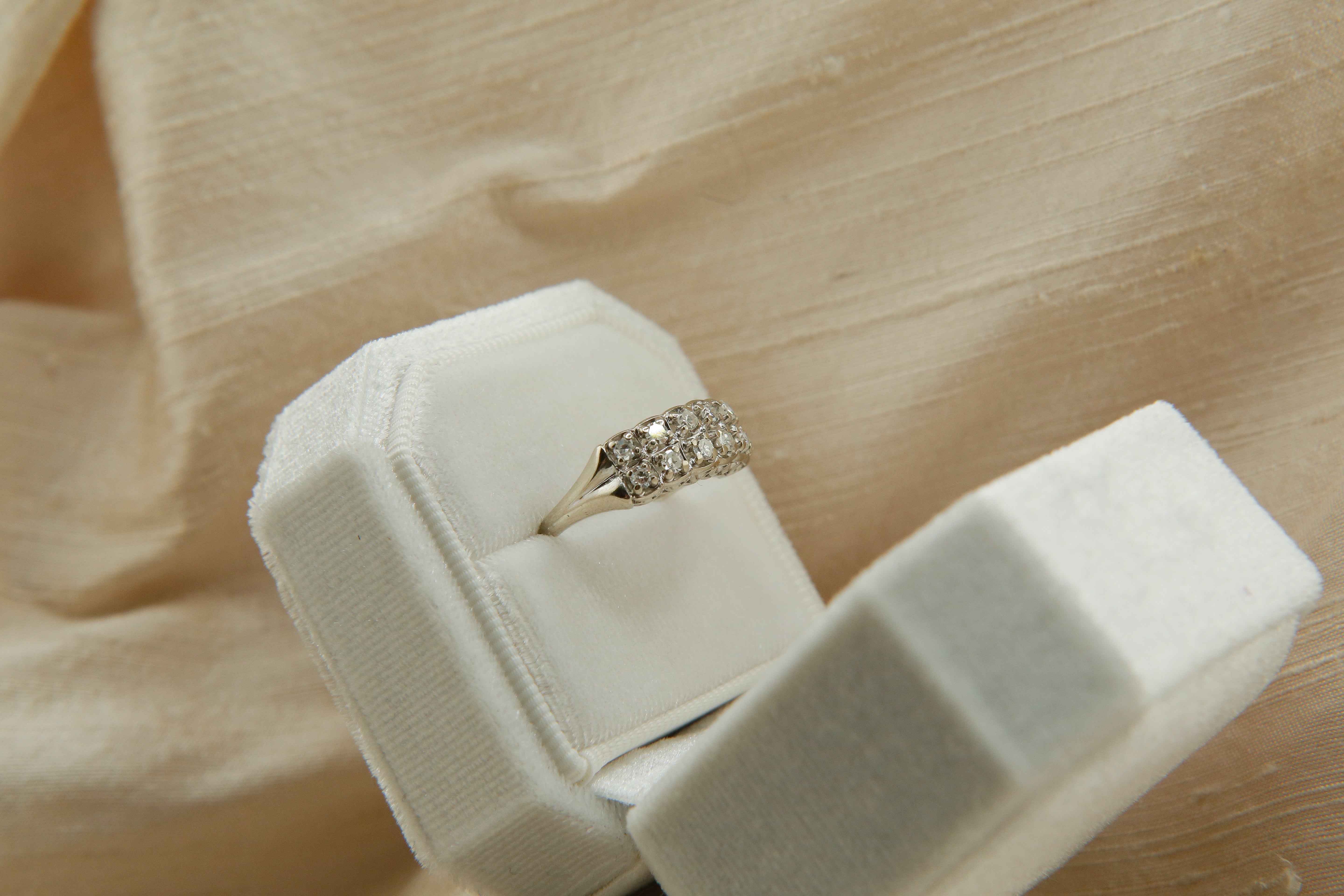 14k White Gold Two Row Antique Full Cut Natural Diamond Ring | sz 5.75
