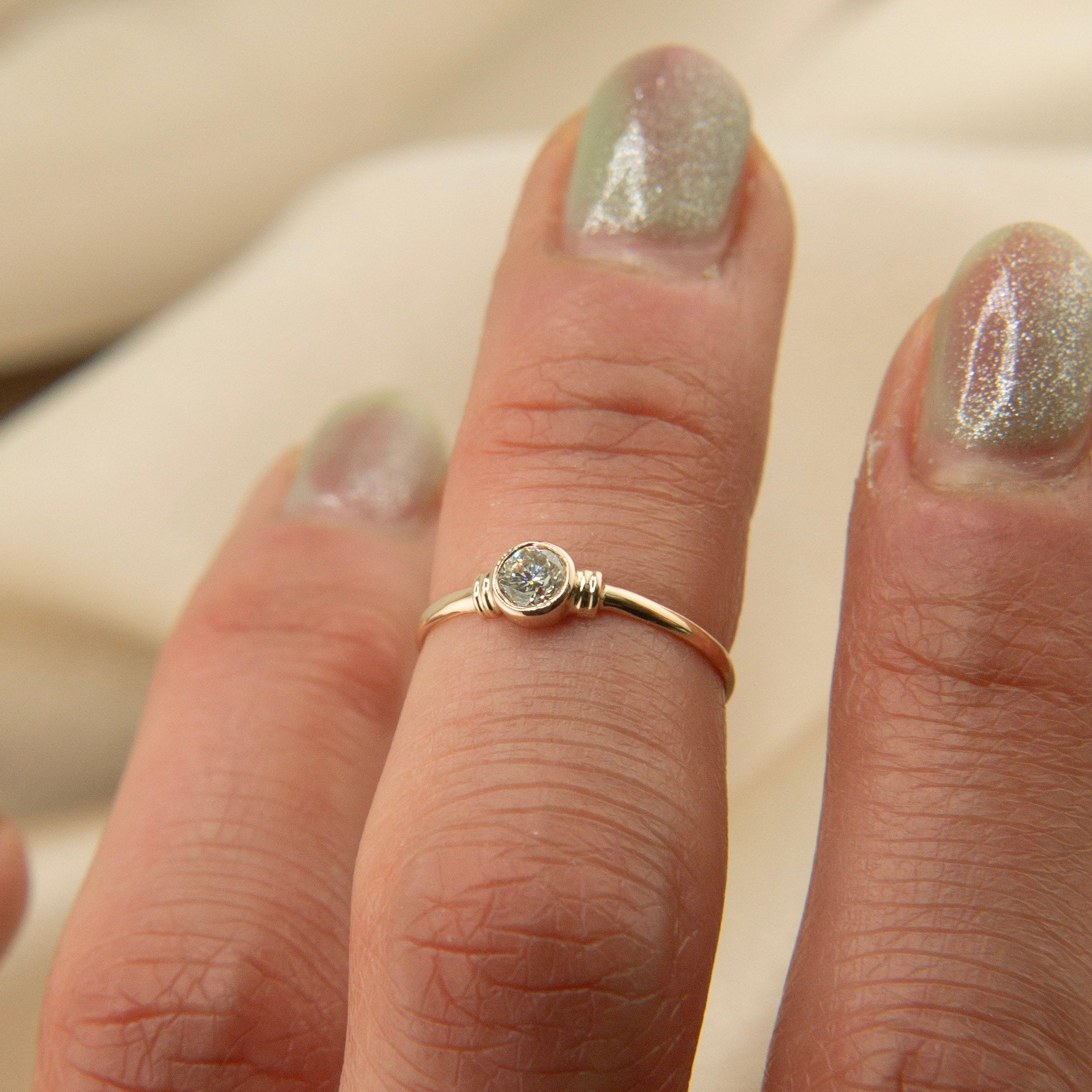 Diamond midi ring | sz 3.25