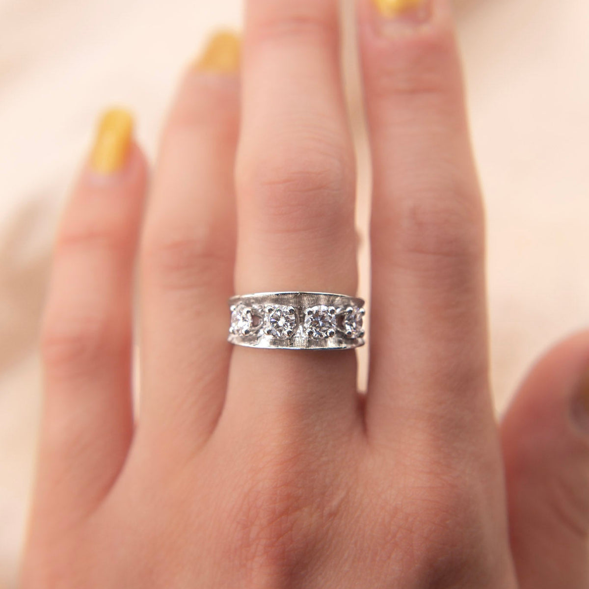 60's 10k White Gold Textured Band With Diamonds | sz 5.75