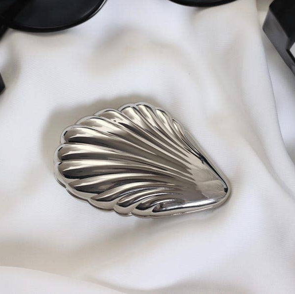 Silver Seashell Compact Mirror | Lifestyle