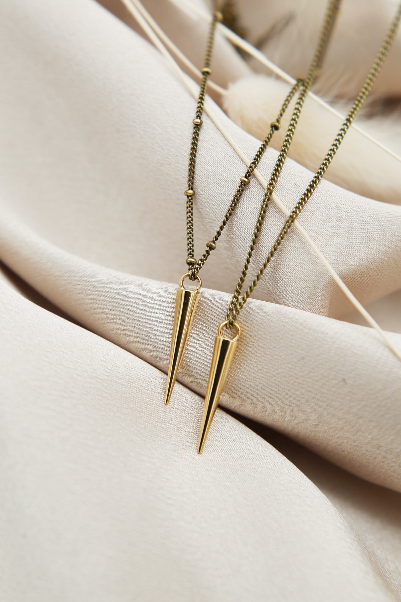 Mave Brass Pendant I Necklace