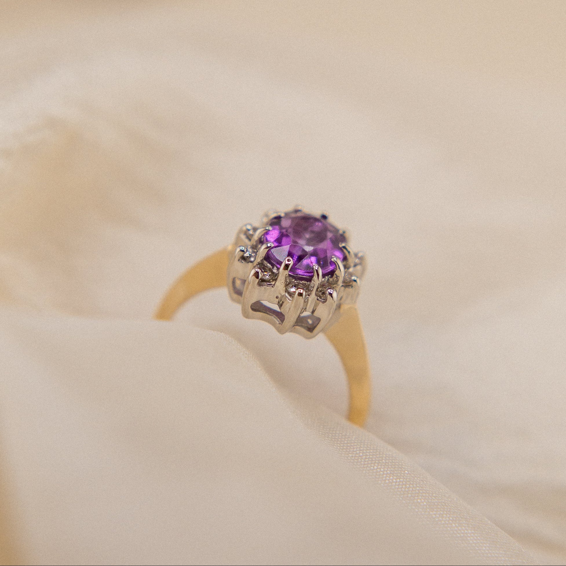 14k Amethyst and nat. diamond halo  | sz 7.5