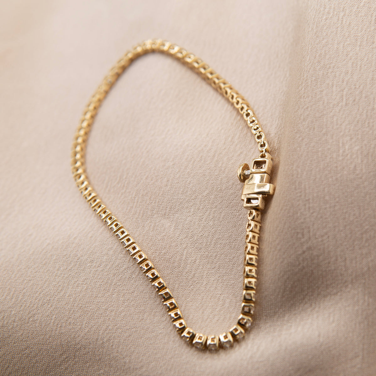 14k yellow gold diamond tennis bracelet tcw 2.0 | 7"