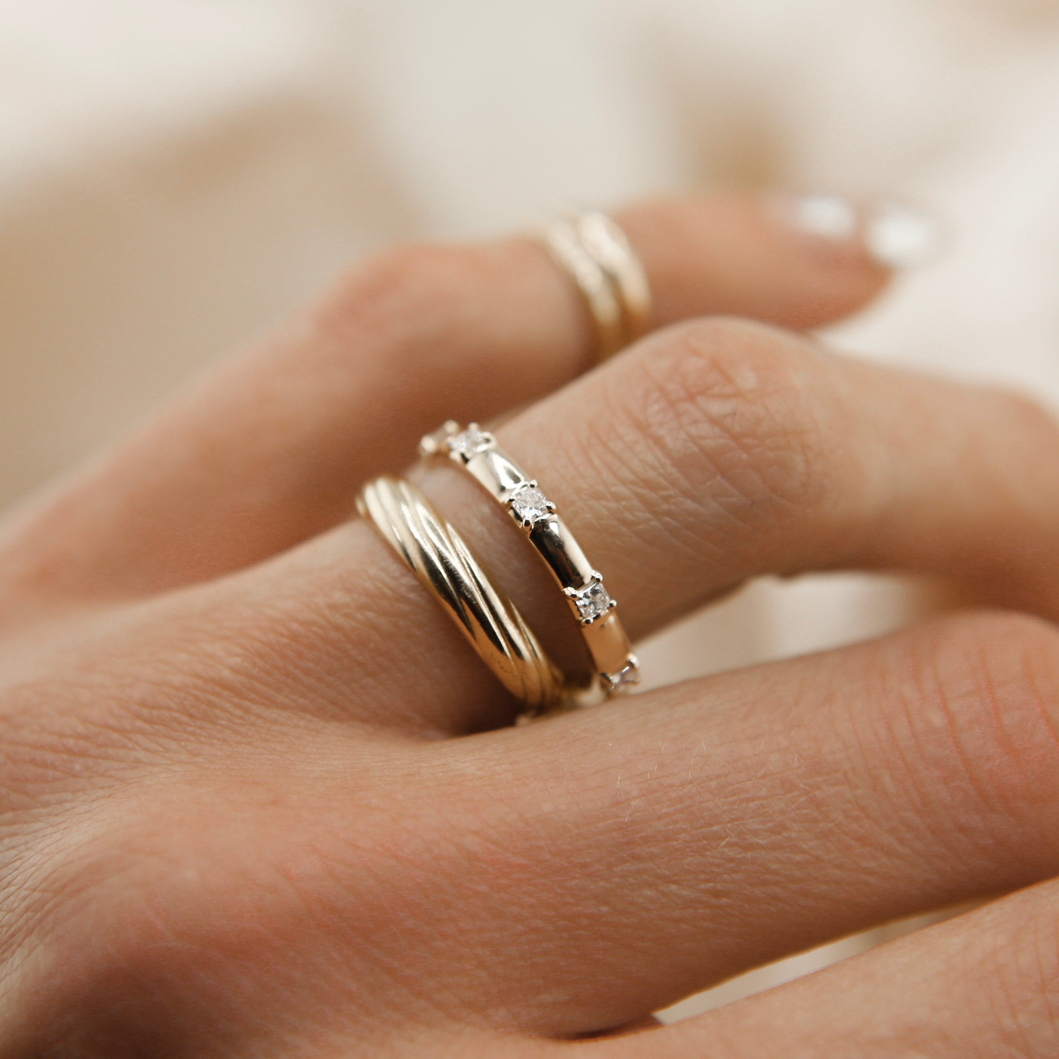 Celeste Dotted Eternity Band | sz 7.5