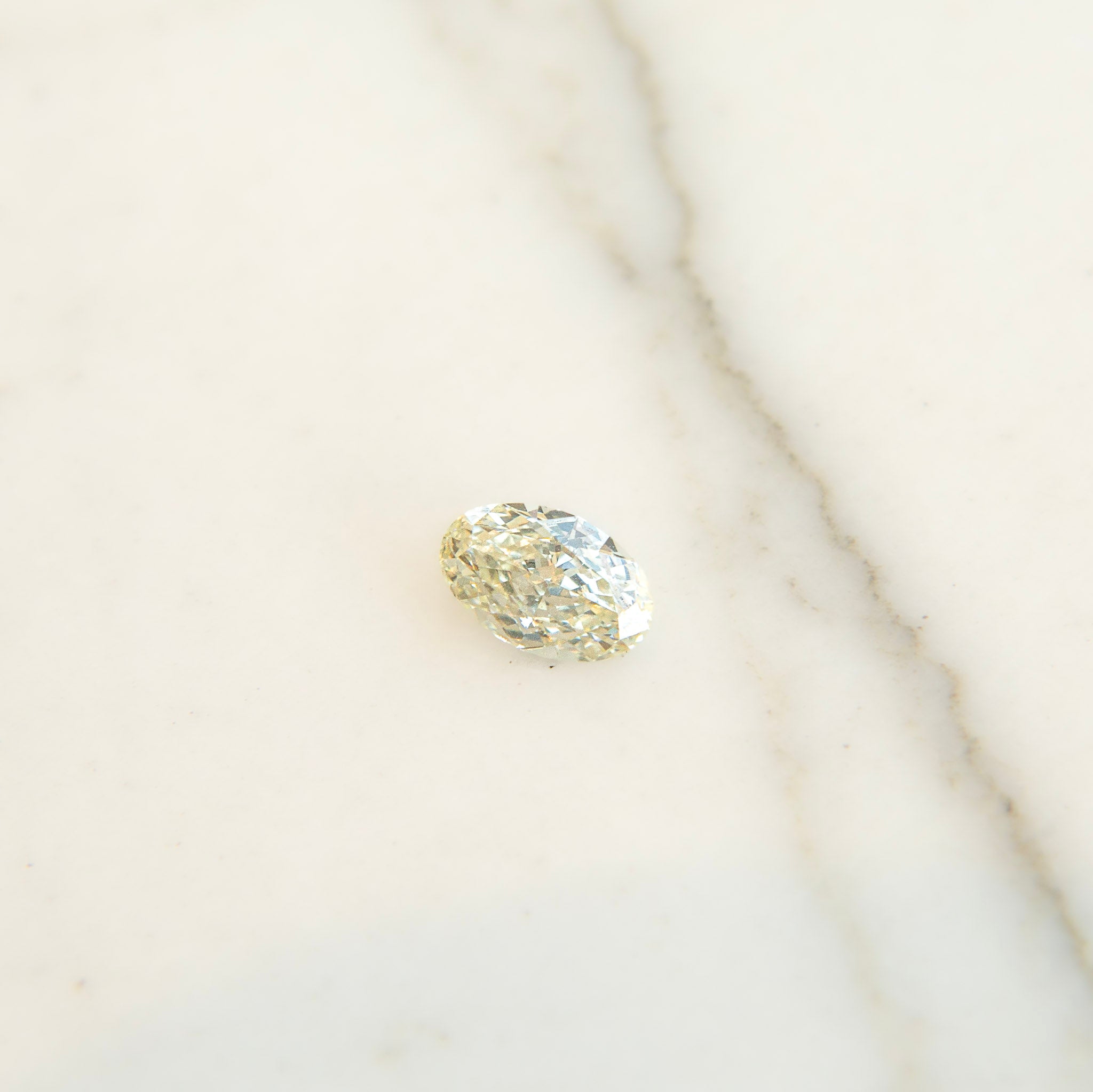 0.92ct Oval Lab Diamond