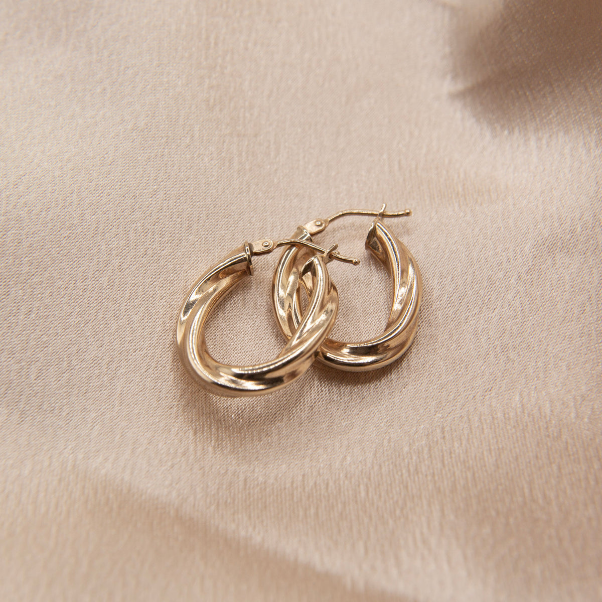 14k vintage italian twisted hollow hoops
