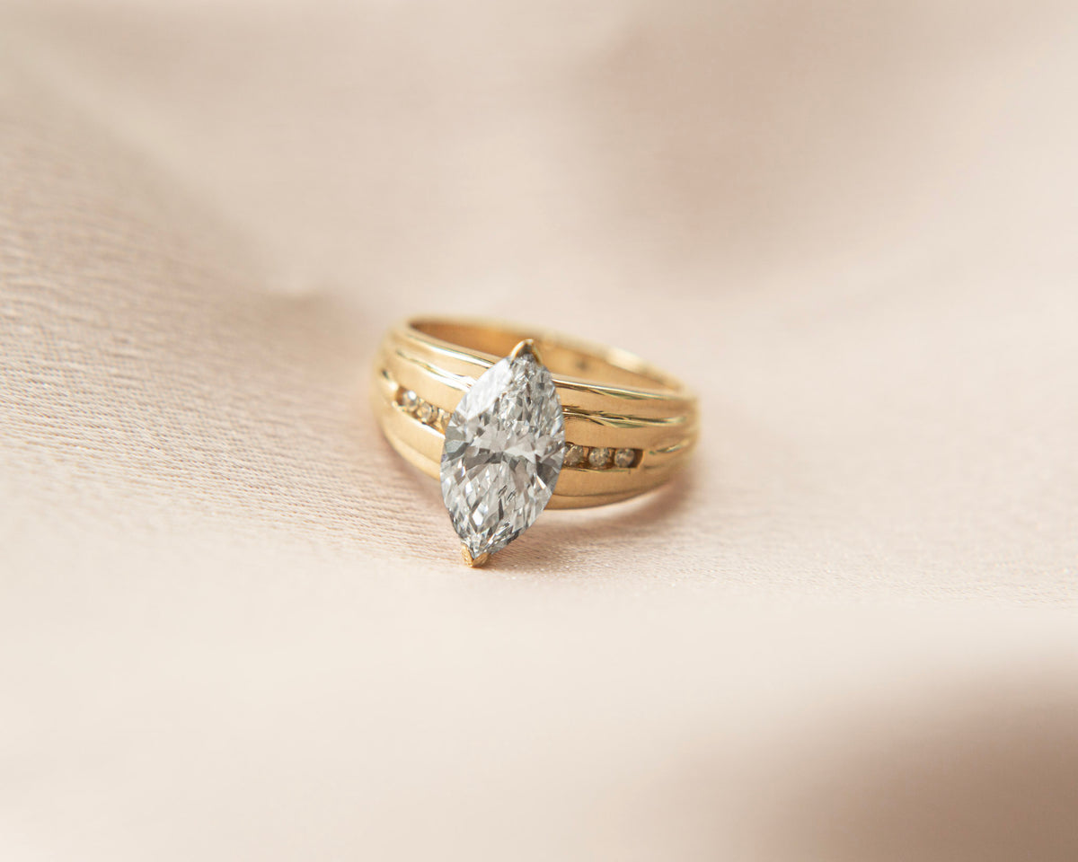 14k Marquise Diamond Modern Engagement Ring | sz 6