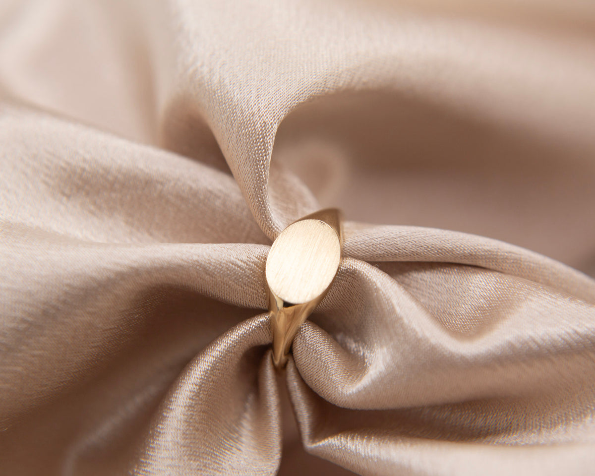 14K Gold Oval Signet Ring Lg Oval | Made to Order