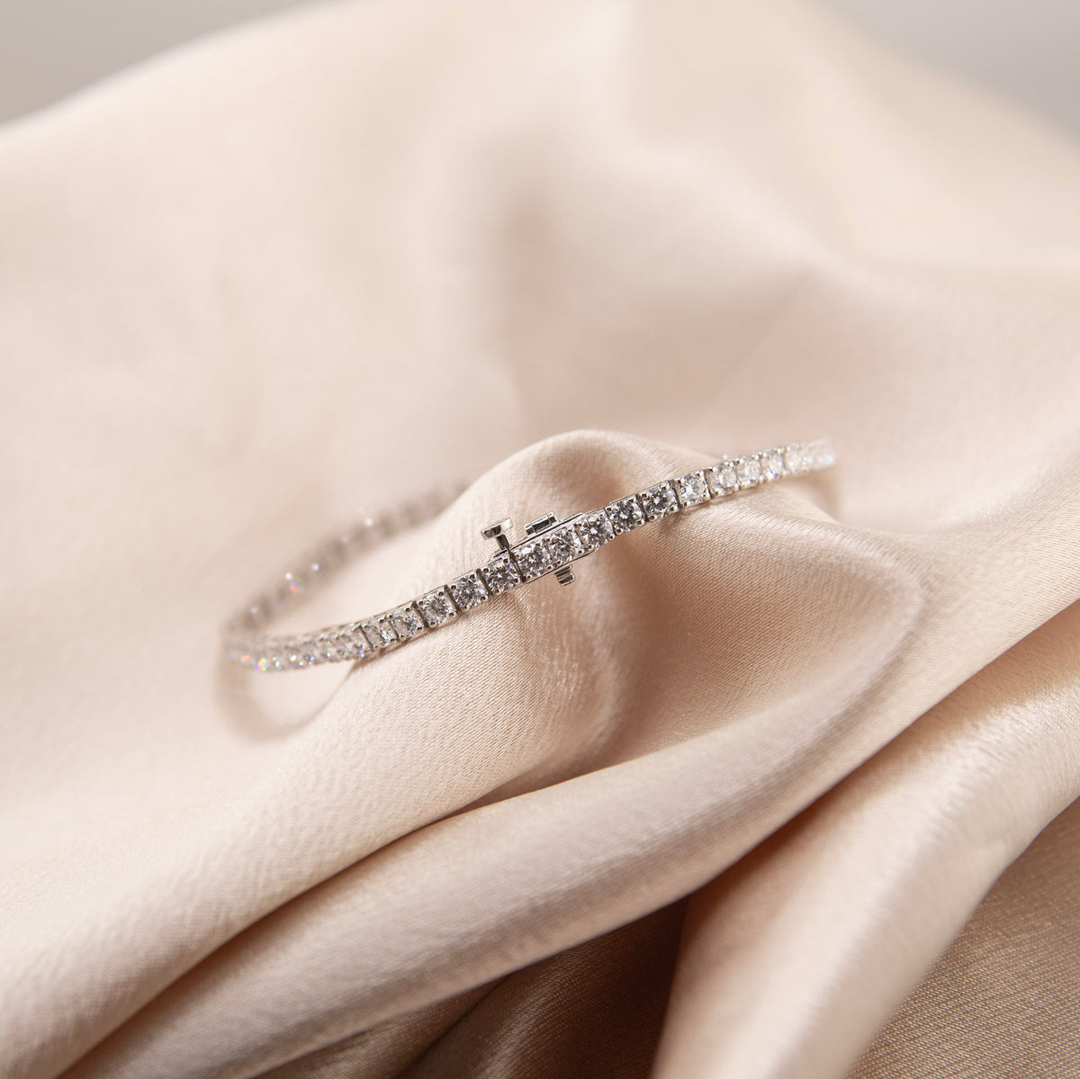 14k white gold diamond tennis bracelet tcw 4.98 | 7"