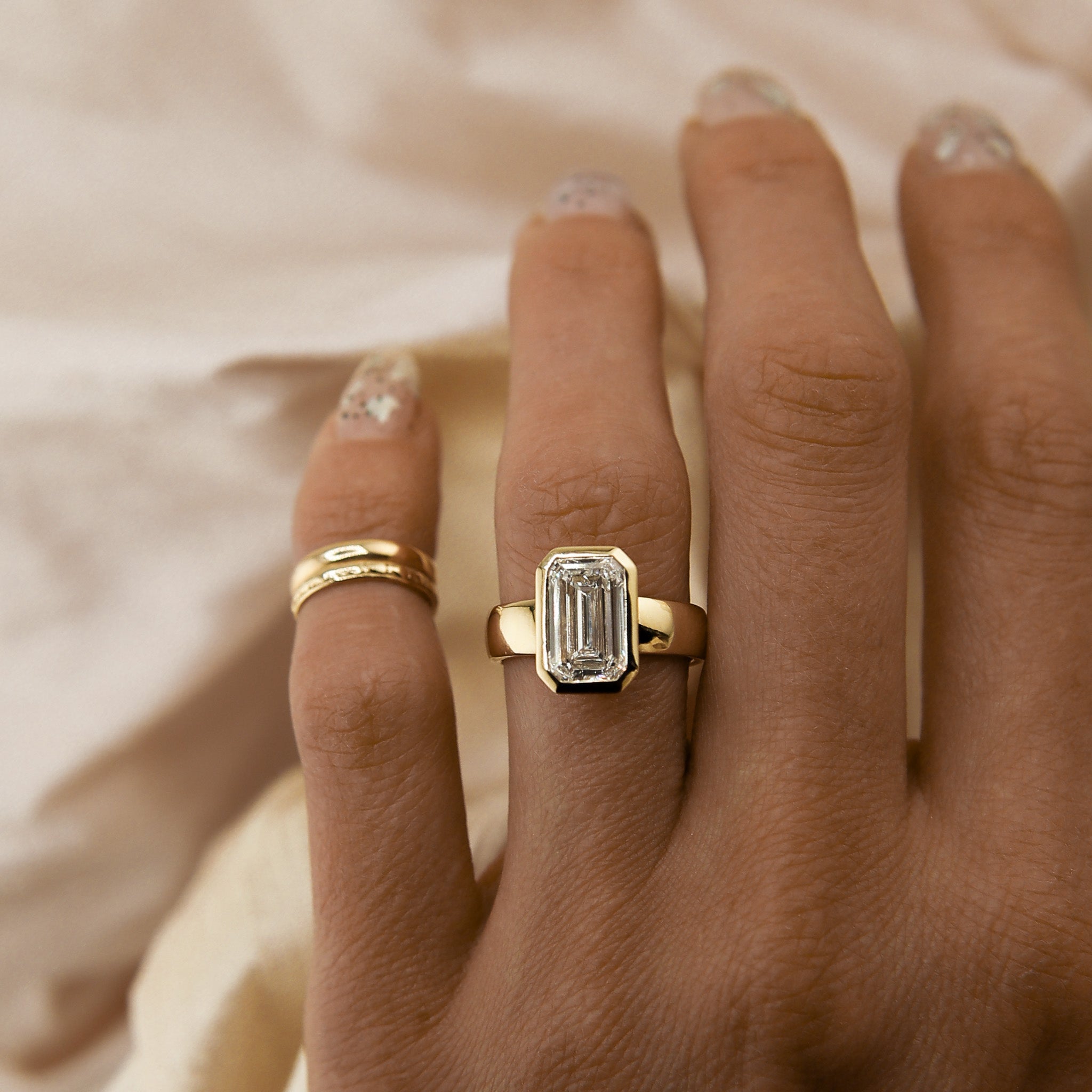 3 ct emerald diamond ring on cigar band 