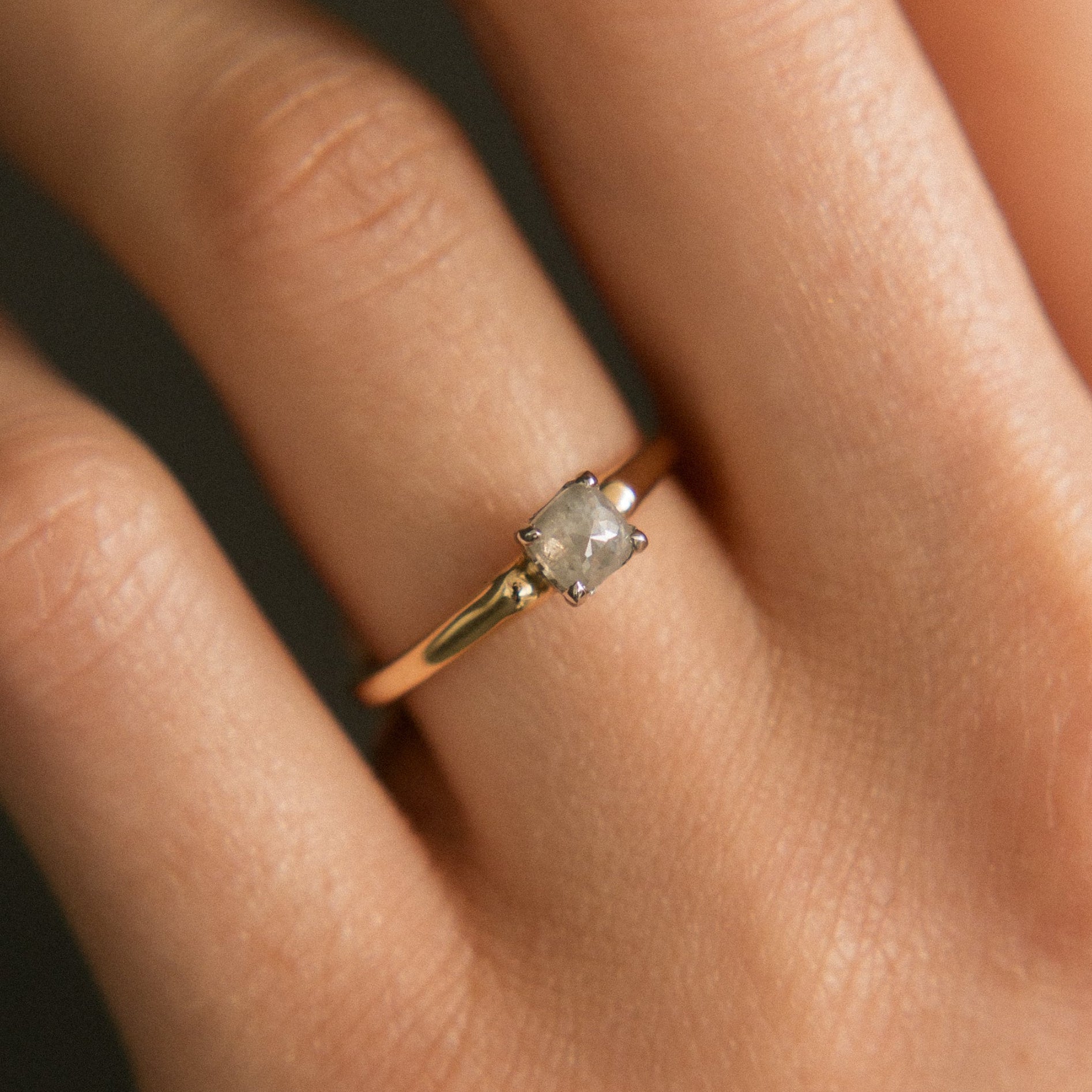 14k two tone 4 prong solitaire w rose cut s&p dia | sz 6.25