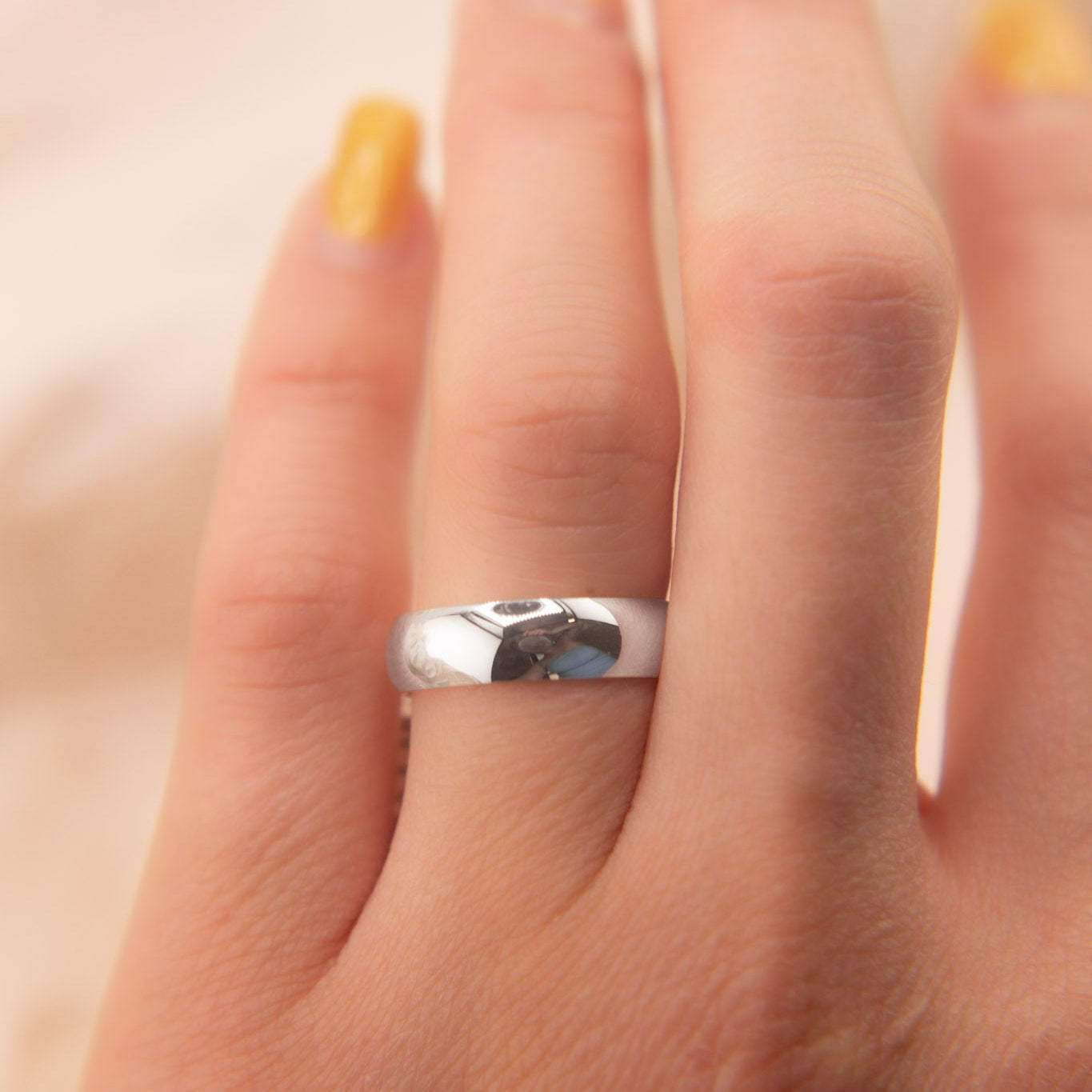 10k White Gold 5mm Band | sz 5.5