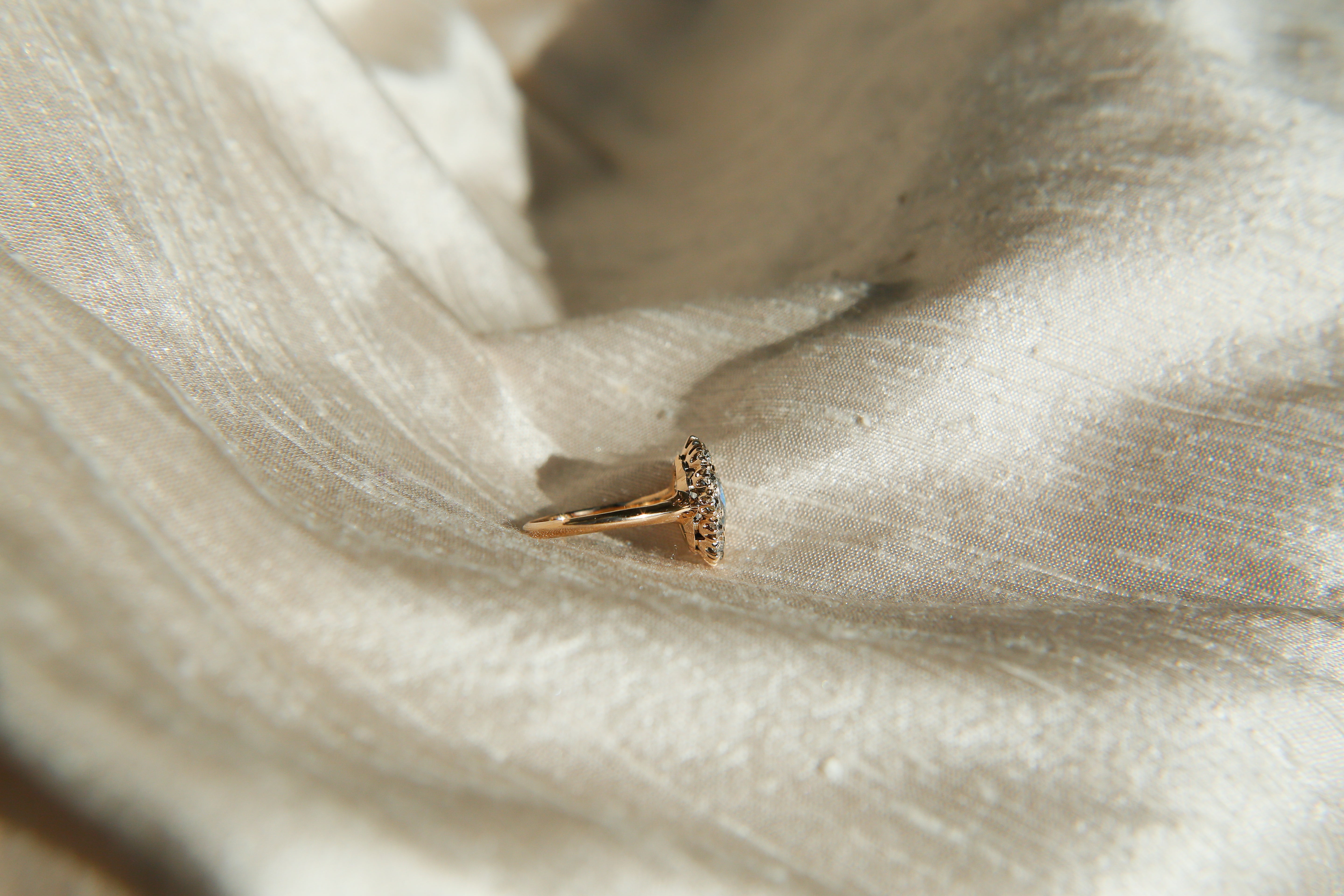Antique Halo Sapphire Engagement Ring | sz 4.25