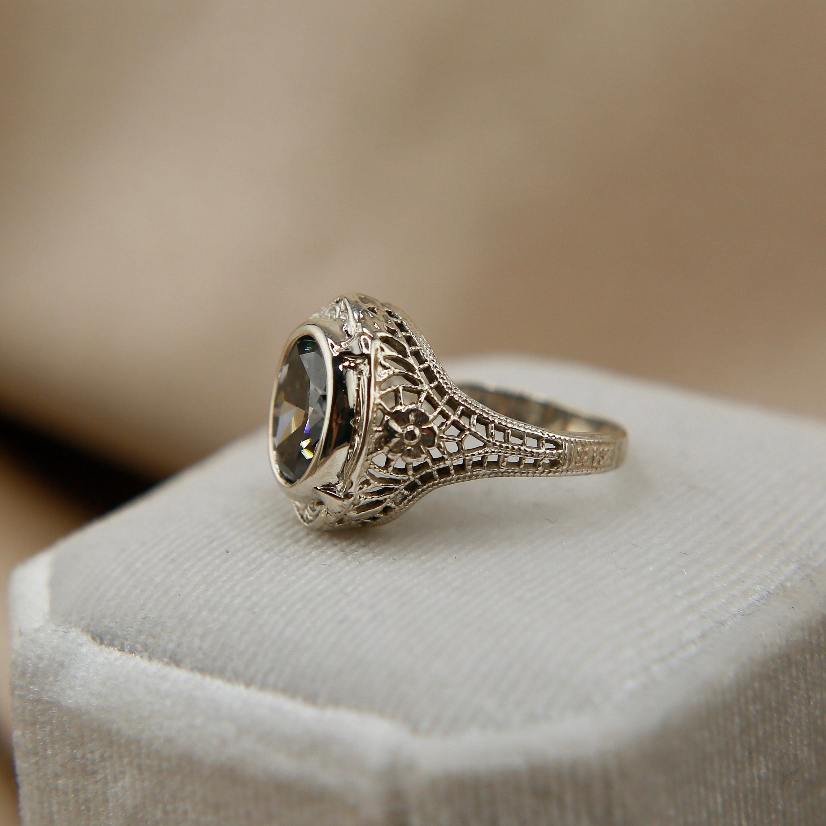 Ornate Floral Sterling Silver Ring with 2ct Oval Moissanite  | sz 5.5