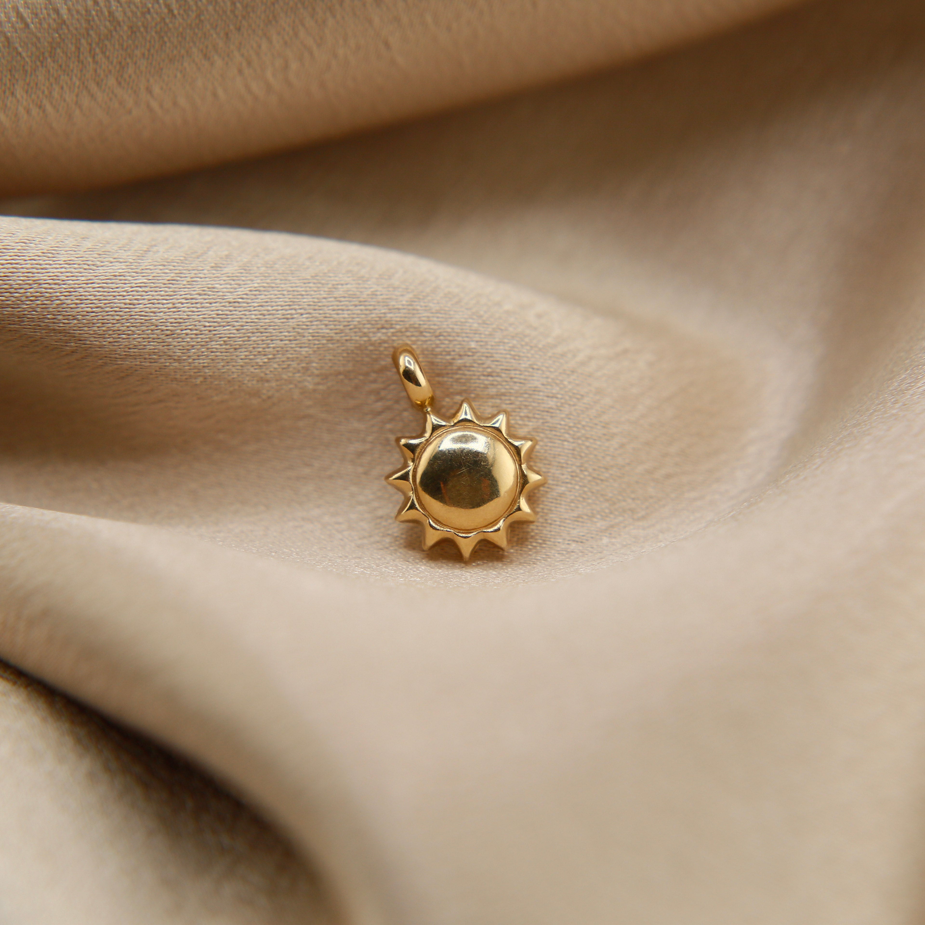 14k Puffy Sun | Necklace Charm