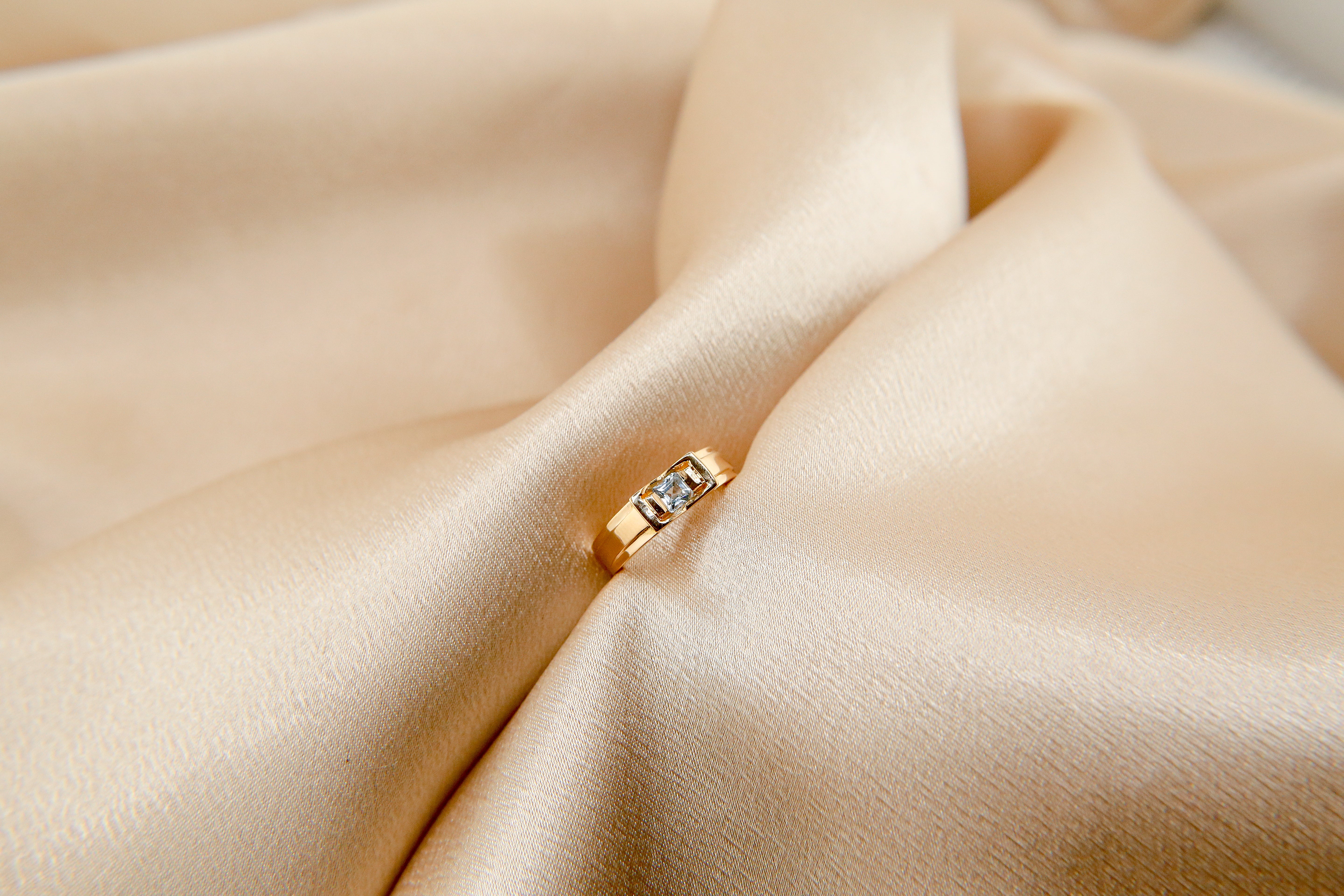21k aquamarine ring | sz 5.75