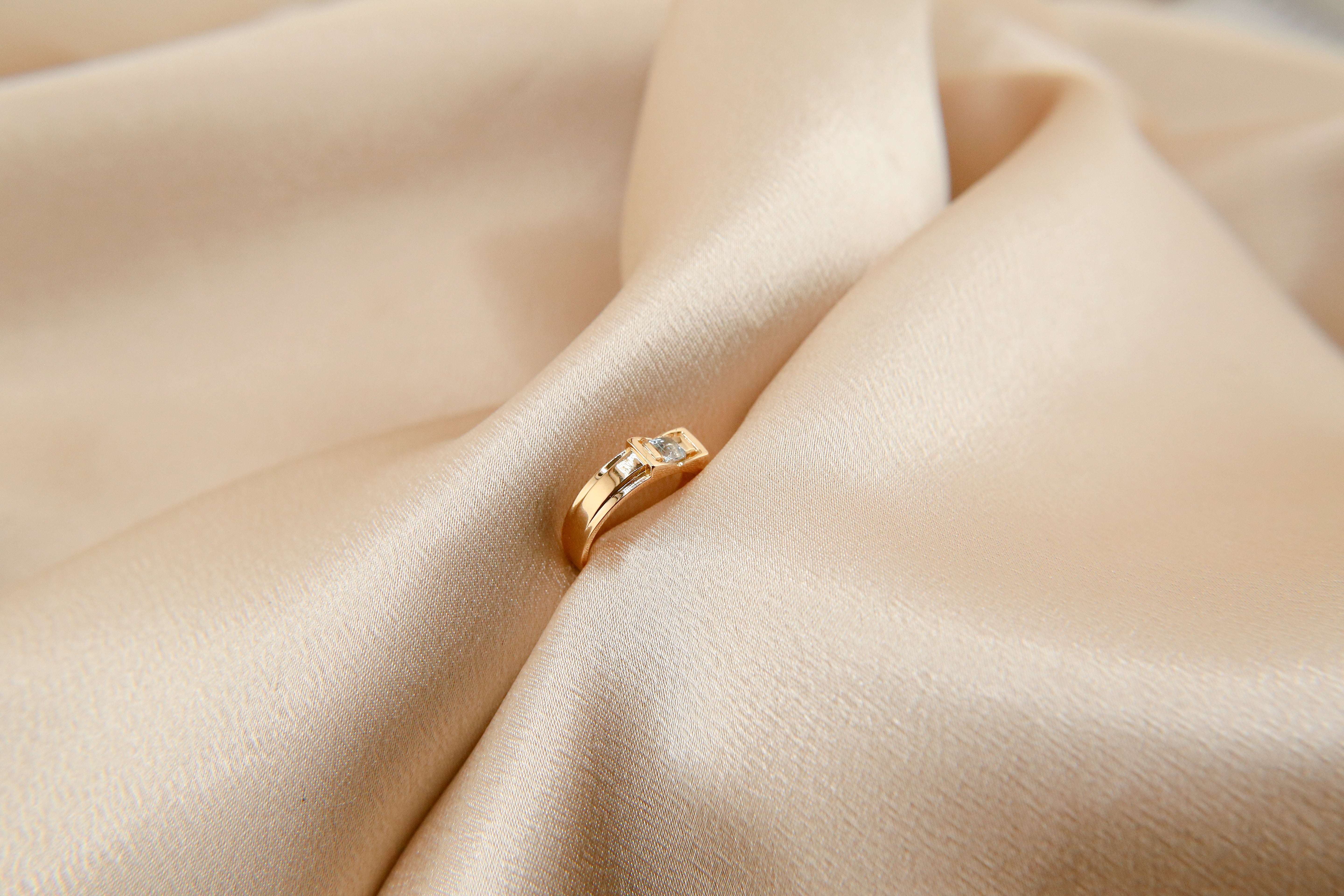 21k aquamarine ring | sz 5.75