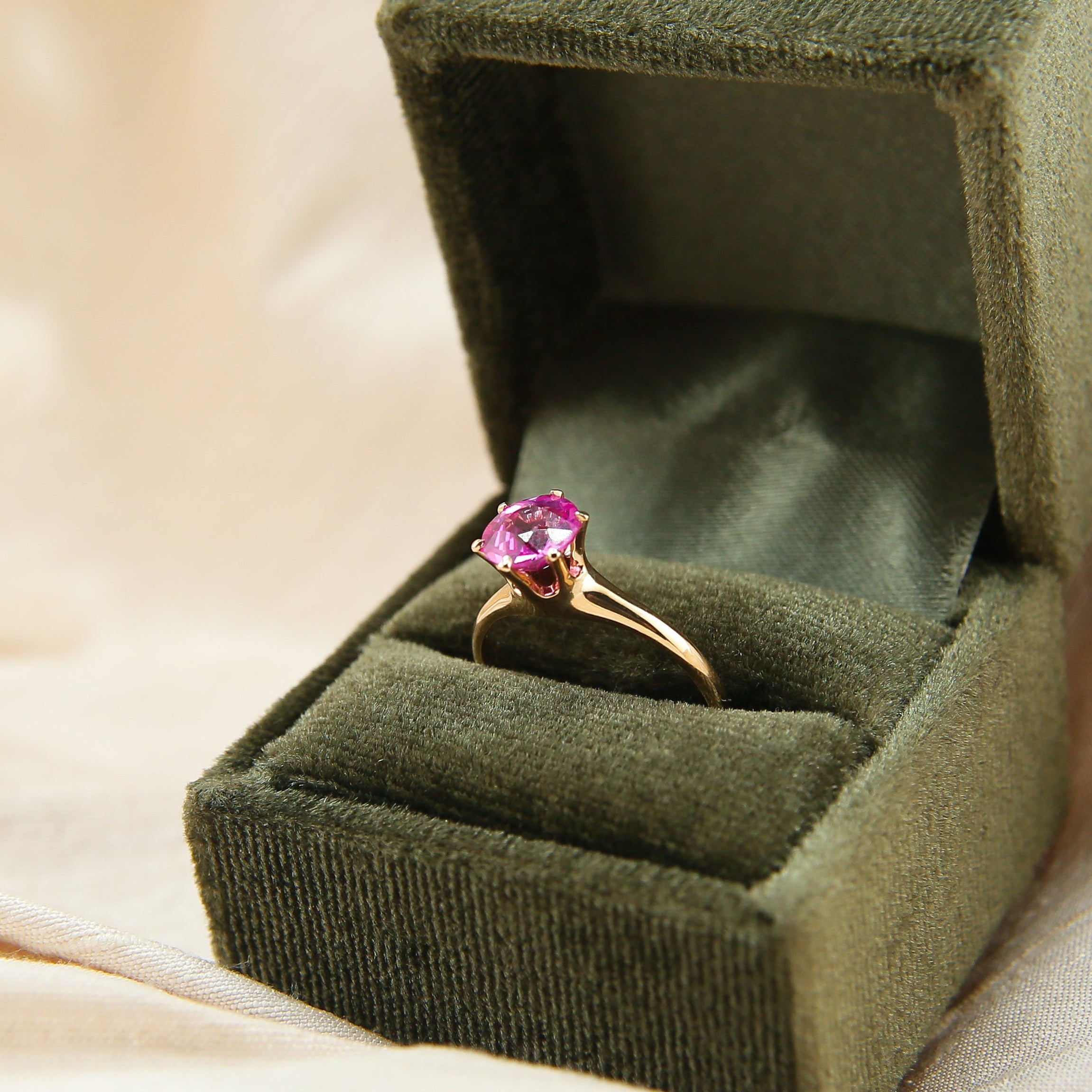 Antique Crown Set Lab Ruby | sz 5.75