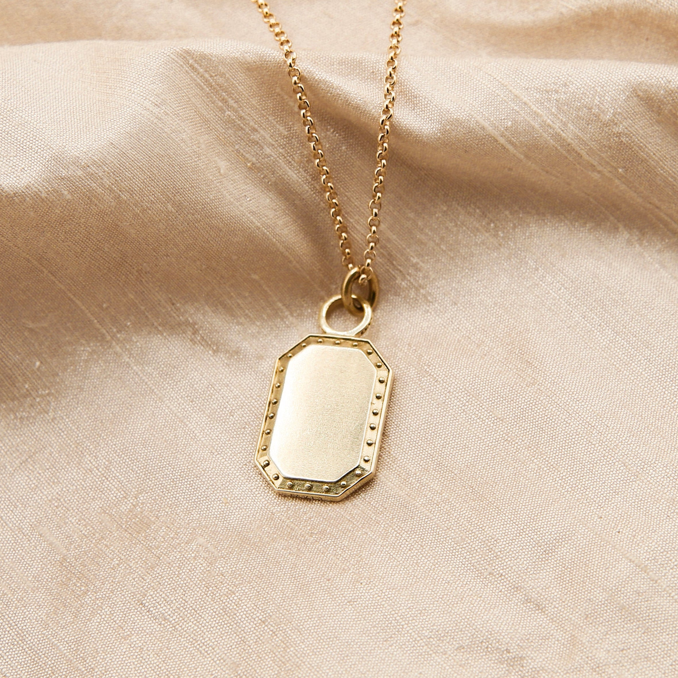 Reed 2.0 Brass | Engraveable Pendant