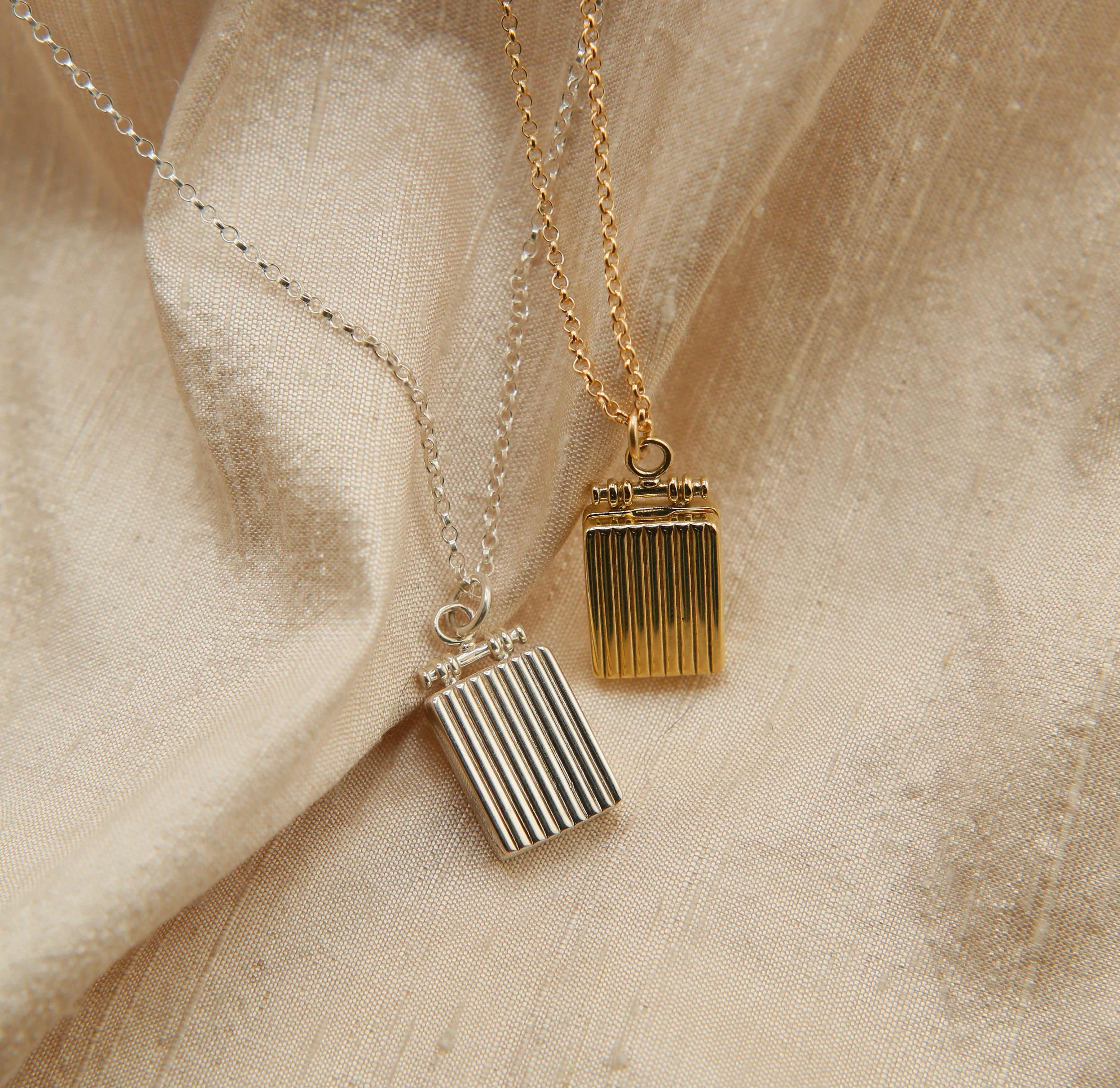 Lola Brass | Locket