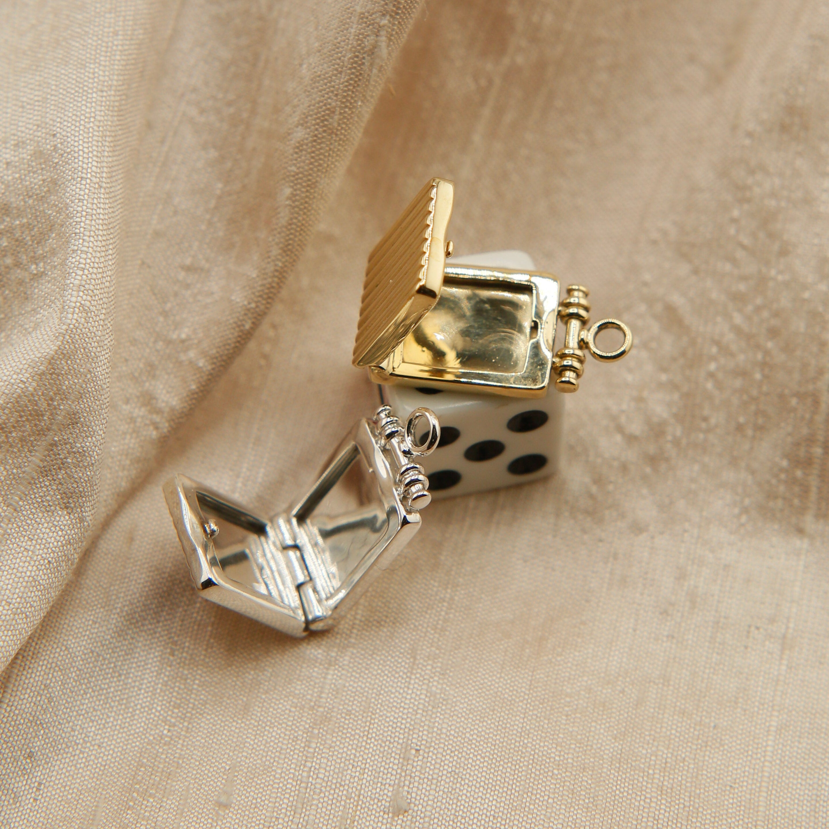 Lola Brass | Locket