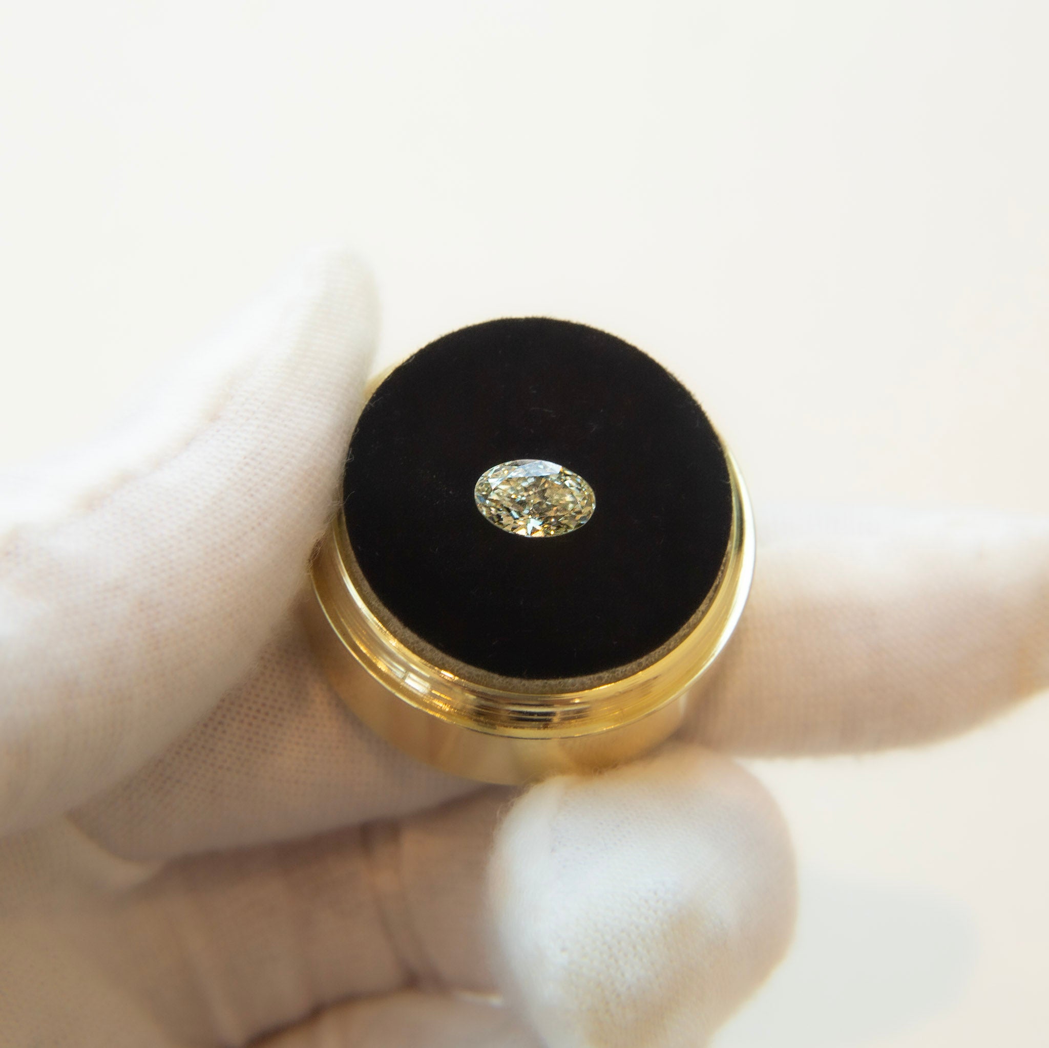 0.92ct Oval Lab Diamond