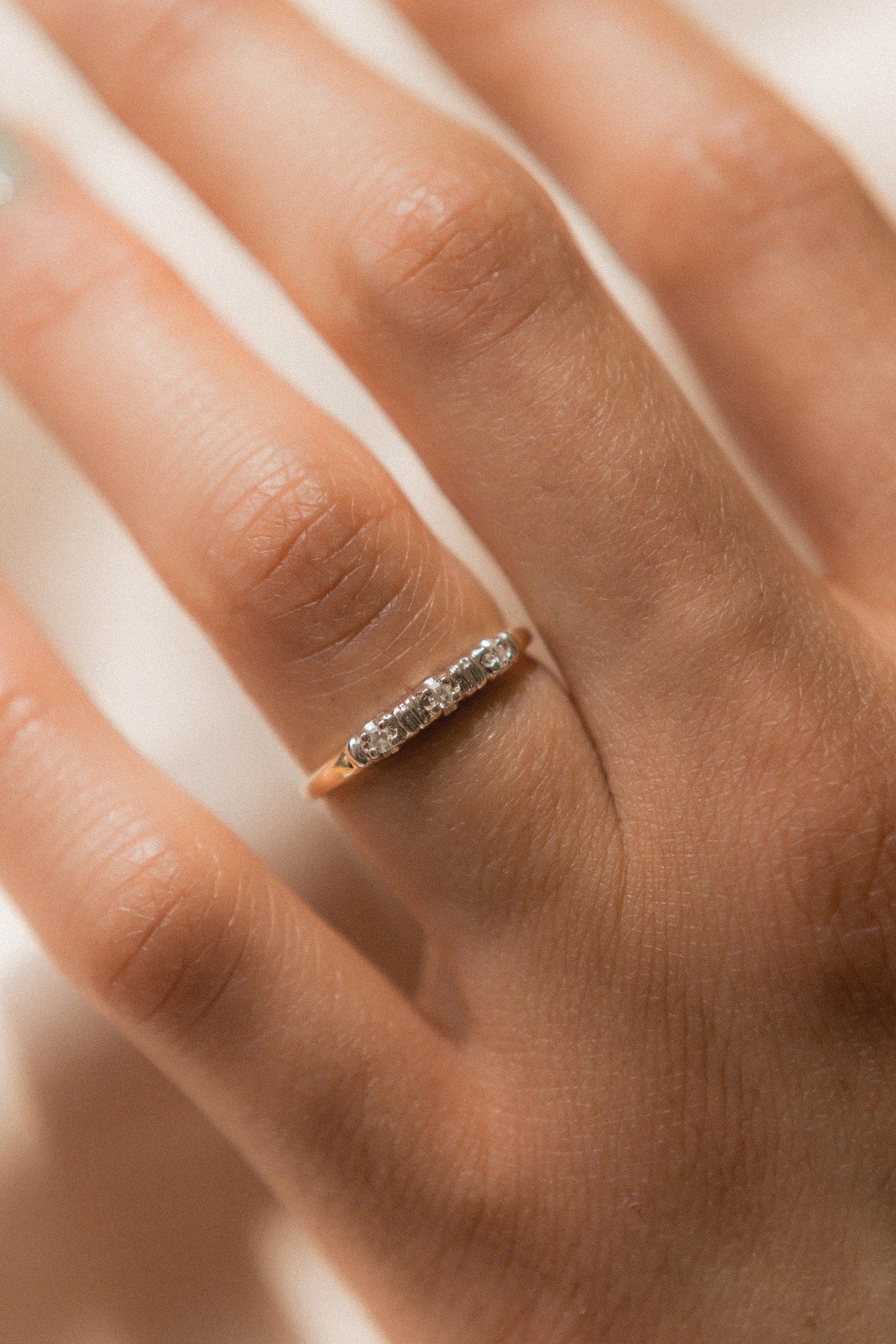 Vintage 14k Diamond Three Stone Band | sz 4.75
