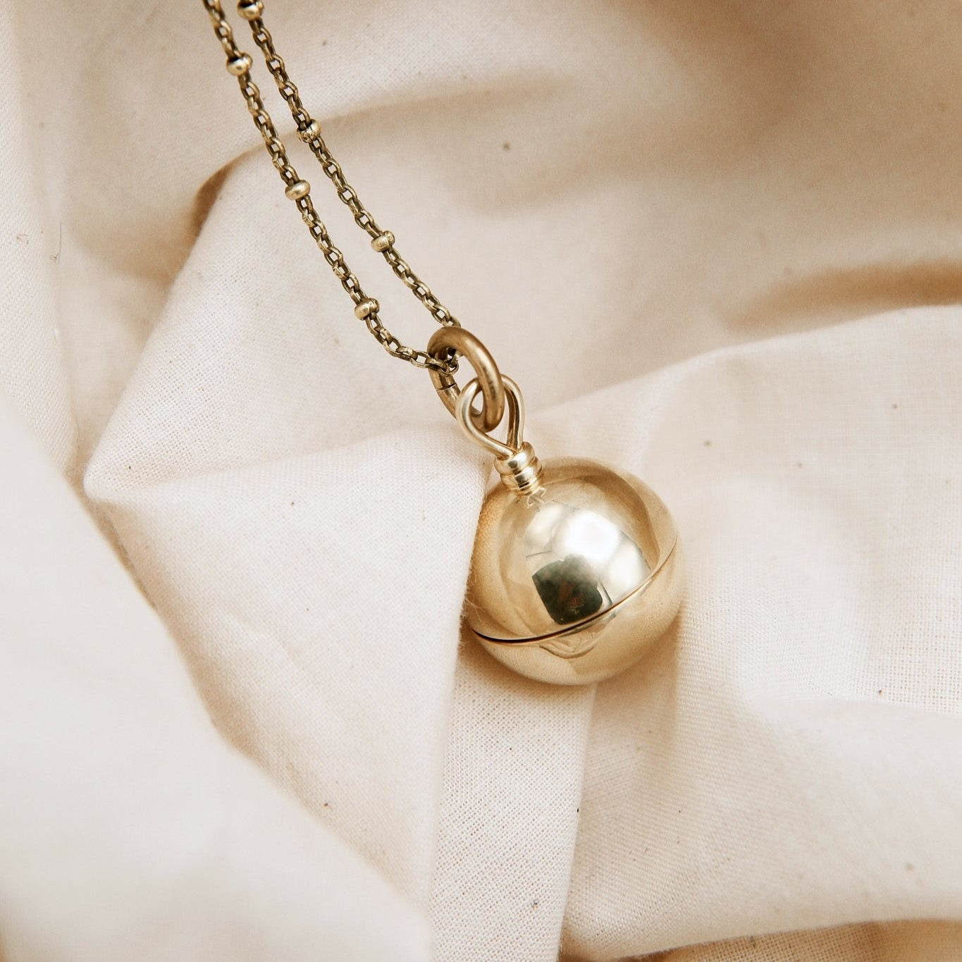 Round Keepsake Necklace
