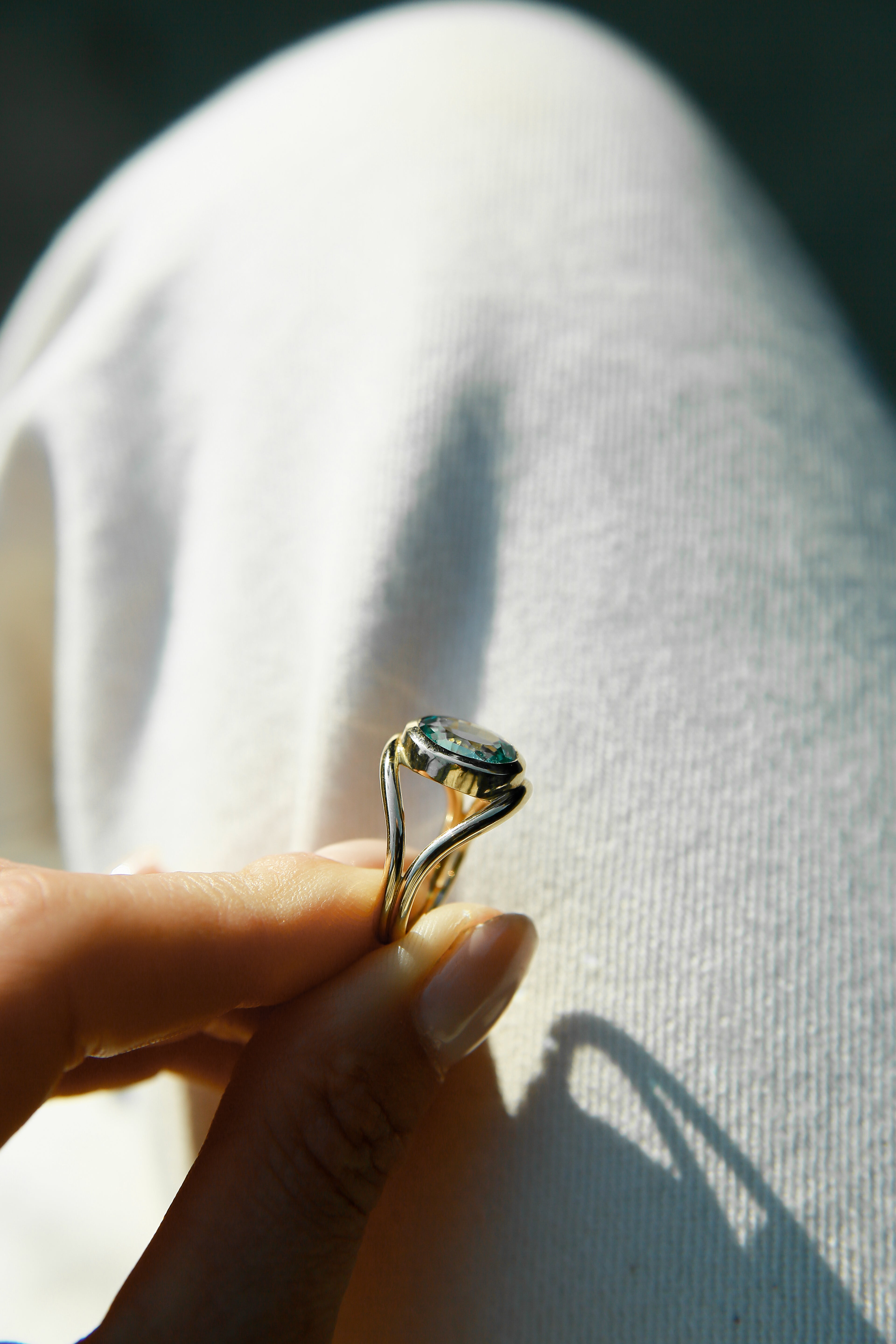 Jamie | 6.5 ct Paraiba Sapphire | sz 8