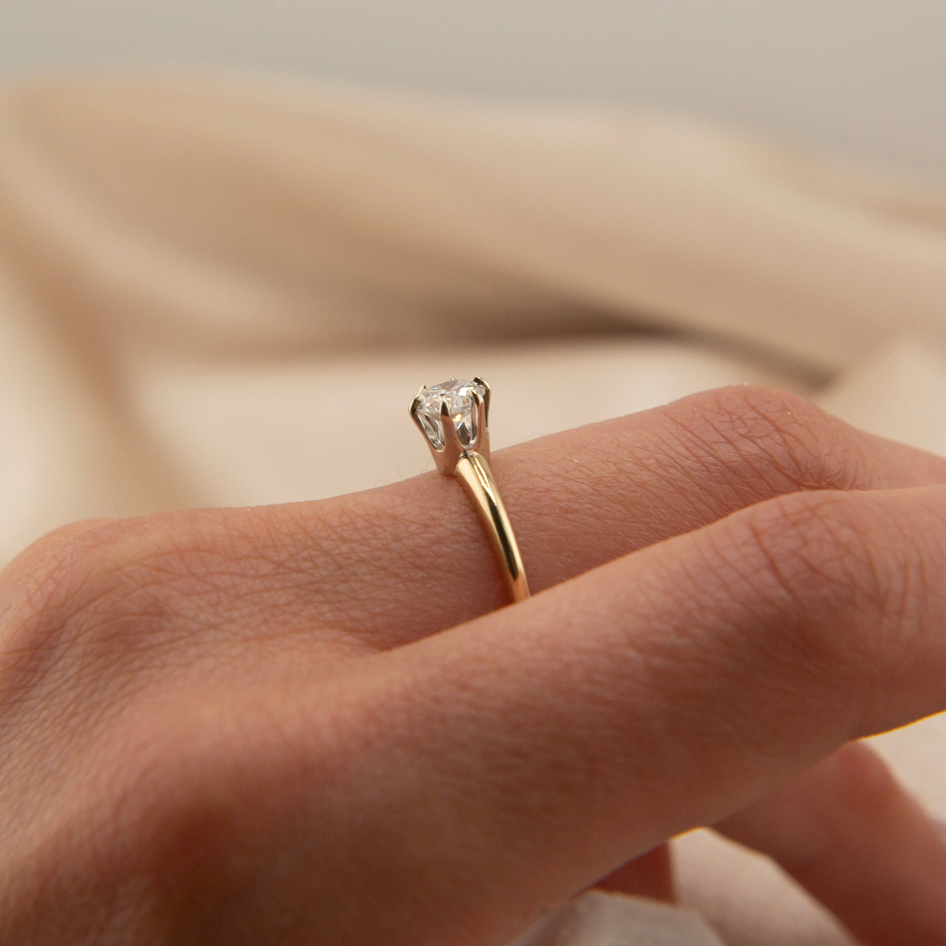 14k 1/2ct nat diamond crown set engagement ring | sz 7.25